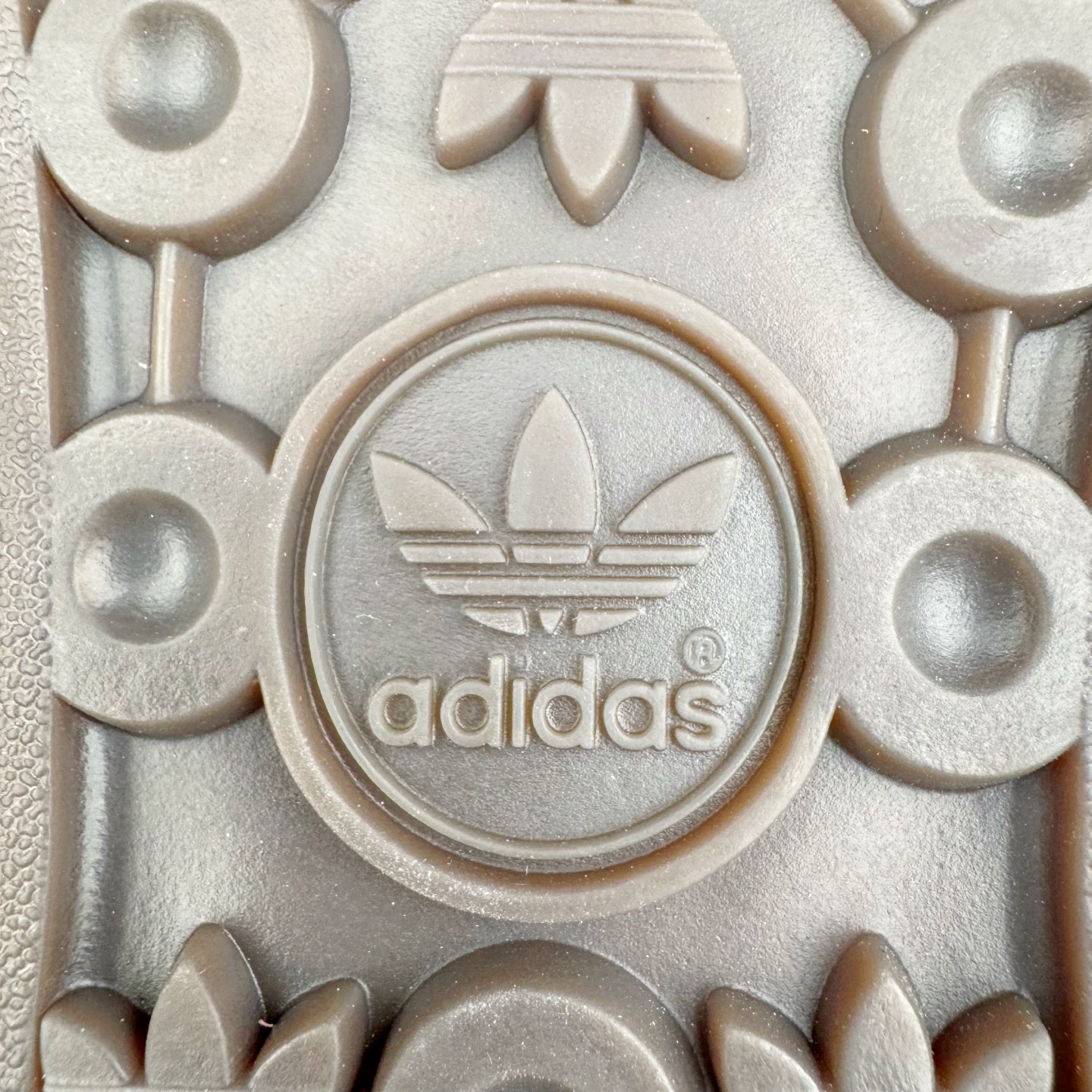 ＃TG纯原福利‼️AD Original Gazelle Indoor Trainers 瞪羚室内鞋系列