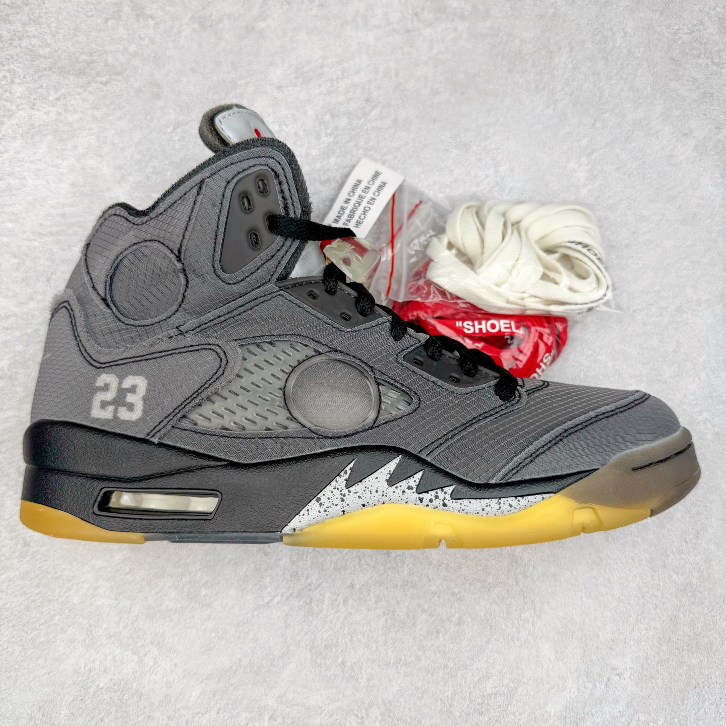 Off-White™ x Air Jordan Retro AJ5 OW联名黑蝉翼 DH8565-100