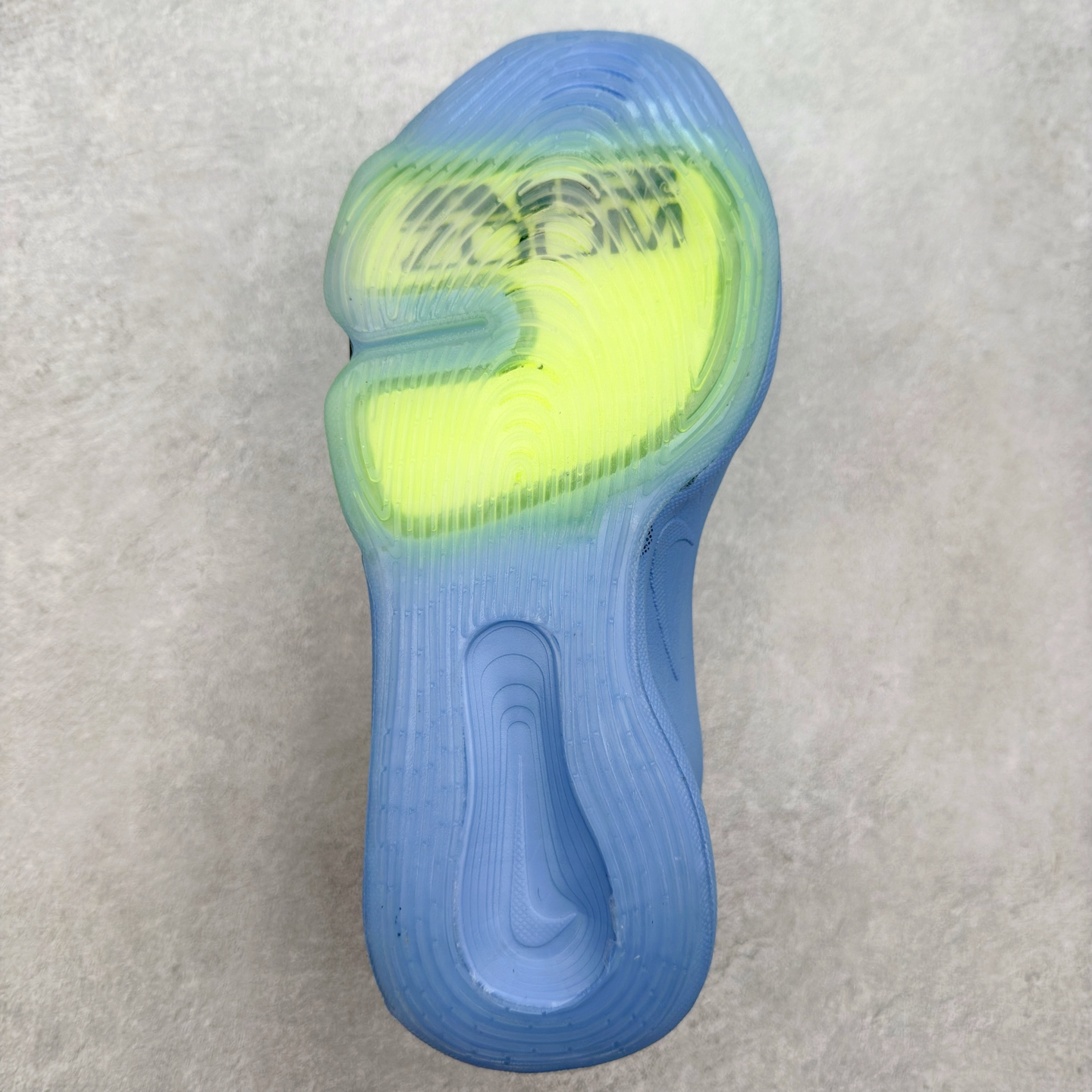 图片[9]-＃福利特价 NK G.T. Hustle 3 Blueprint EP 中底Mustang 缓震配置与前足 Zoom Strobel 缓震配置合体组成双重 Air Zoom 缓震配置为关键区域缔造澎湃弹力 前掌的 Air Zoom 气垫单元凭借出众的能量回馈助你保持运动状态 RadialKnit 鞋面首次应用于 Nike 篮球鞋，提供轻盈包裹效果，轻松跟上，你的运动节奏。穿上 G.T.Hustle3 助你在比赛最后关键时刻扭转势头。前足 AirZoom 缓震配置，带来出众能量回馈，助你轻松击败对手。尺码：36 36.5 37.5 38 38.5 39 40 40.5 41 42 42.5 43 44 44.5 45-选品中心