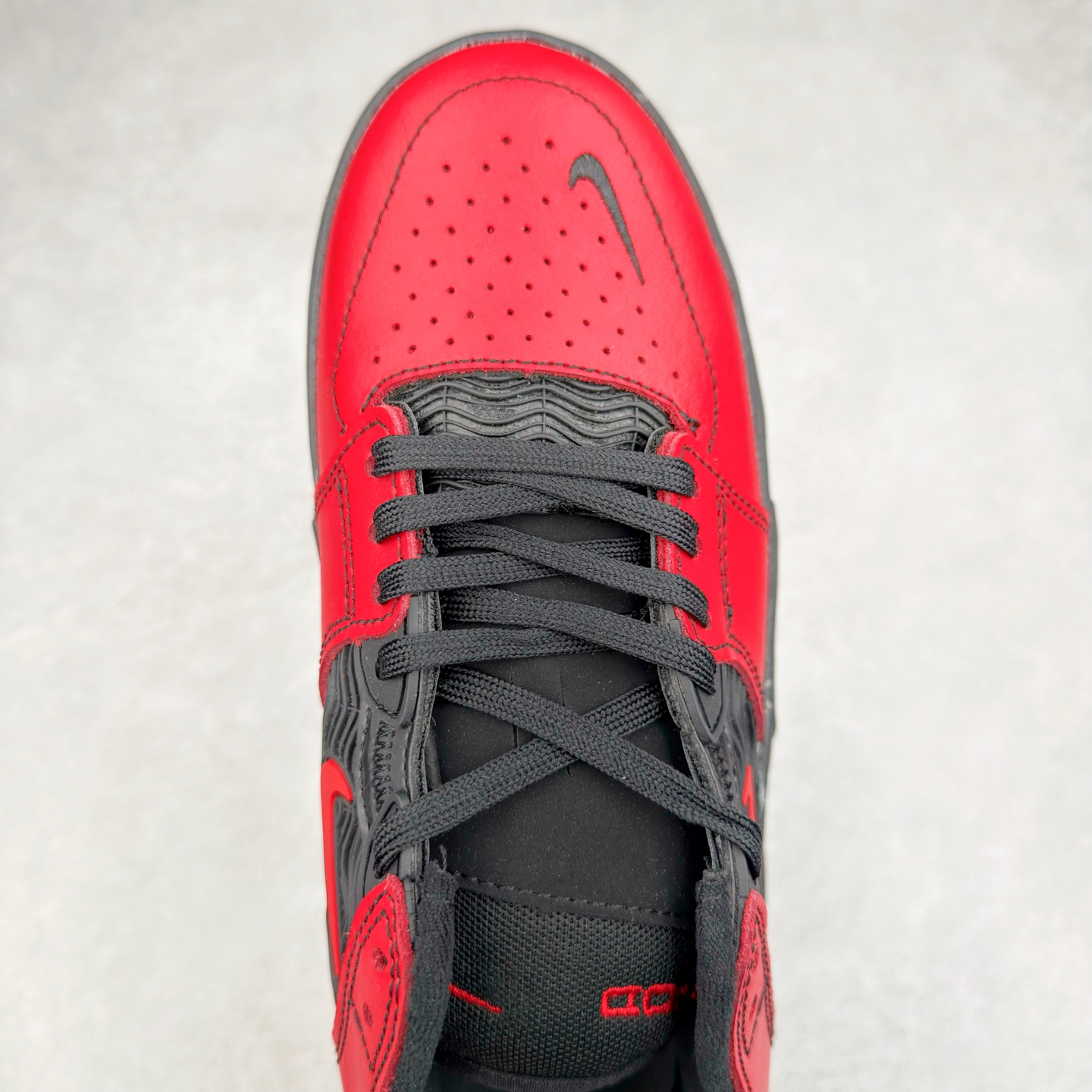 图片[4]-NK SB Nyjah Free 2 王一博同款 受着经典1997 款的 Zoom Spiridon 启发 SB Nyjah Free 2 继续谱写上一代的篇章 一改一代的一体式，二代的鞋舌与鞋身被分开来，但仍有着与前代相同的超柔韧 Nike Free 鞋底，同时还做了一些改良补充 首先是在全方位无死角的经典 Nyjah Free 橡胶鞋面的上方加了网眼材料，保证你在最热的滑板天也能双脚清爽 尺码：40-45-选品中心