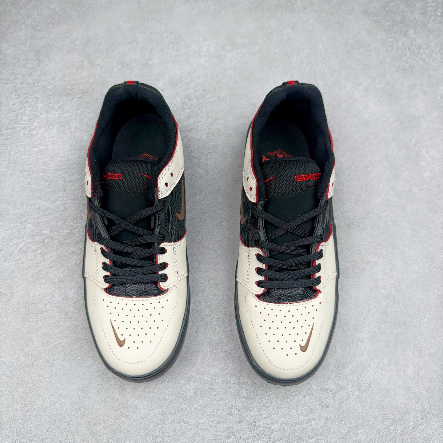 图片[2]-NK SB Nyjah Free 2 王一博同款 受着经典1997 款的 Zoom Spiridon 启发 SB Nyjah Free 2 继续谱写上一代的篇章 一改一代的一体式，二代的鞋舌与鞋身被分开来，但仍有着与前代相同的超柔韧 Nike Free 鞋底，同时还做了一些改良补充 首先是在全方位无死角的经典 Nyjah Free 橡胶鞋面的上方加了网眼材料，保证你在最热的滑板天也能双脚清爽 尺码：40-45-选品中心