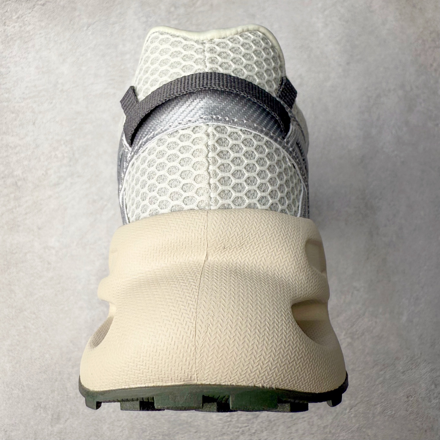 图片[8]-MLB DOME CHUNKY 纽约洋基队合成革潮流时尚舒适休闲运动风厚底增高 防滑耐磨 低帮 老爹鞋 男女同款 黑色 实拍调校N版已经零色差零失真 百分百还原实物色彩所见即所得 不存在货不对板色差等低级问题 选购参考实物拍摄 不混卖不参货 只用心做好货严格选品 承诺混一赔十 尺码：36 36.5 37.5 38 38.5 39 40 40.5 41 42 42.5 43 44 44.5 45-选品中心