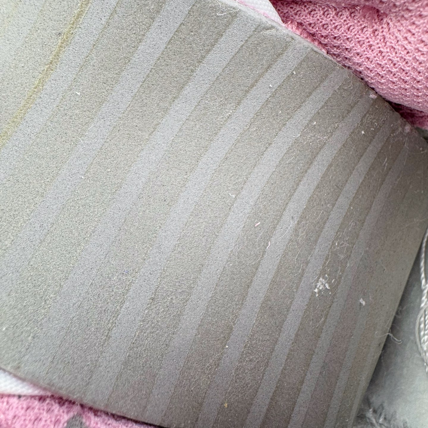 图片[11]-＃YC纯原 NK Dunk Low 元素粉 DD1873-112 实力大厂出品 新配色陆续开发 利润个位数只为口碑 全套原纸板楦头开发 确保原汁原味 完美呈现DUNK版型 一比一鞋头弧度高度鞋身弧度 此版本只针对中端市场 皮料材质有所更替 其他数据细节工艺流程均保持一致 绝不口嗨 细节品控鞋型随意对比 独家私模官方第六代原厂航空铝磨具打磨大底 鞋头坡度极致还原 无解鞋型 原盒原配 圈内天花板工艺 原厂玻璃冲刀 超高清洁度 全鞋零毛边皮料切割 原厂中底布点胶 中底布拉帮走线遵循公司 尺码：35.5 36 36.5 37.5 38 38.5 39 40-选品中心