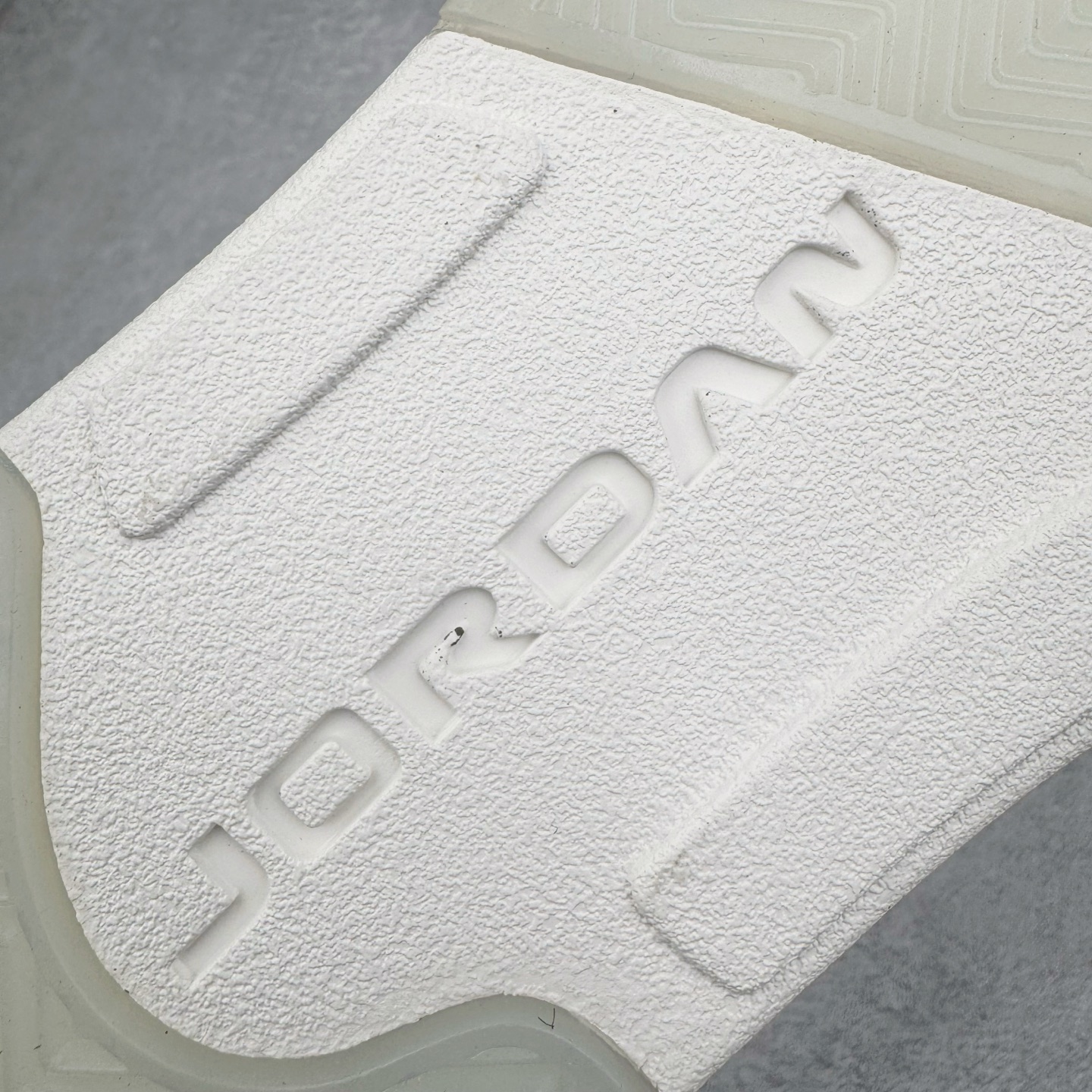 图片[20]-＃外贸版 Air Jordan AJ5 Retro CNY蛇年限定 HF3183-001 原纸板楦头开发 进口头层皮料 完美鞋型匹配公司货 正确鞋舌立体高频 最新原厂底模 大底卡色咬花完美 鞋柜必备鞋款 终端现货供应 尺码：36 36.5 37.5 38 38.5 39 40 40.5 41 42 42.5 43 44 44.5 45 46 47.5-选品中心