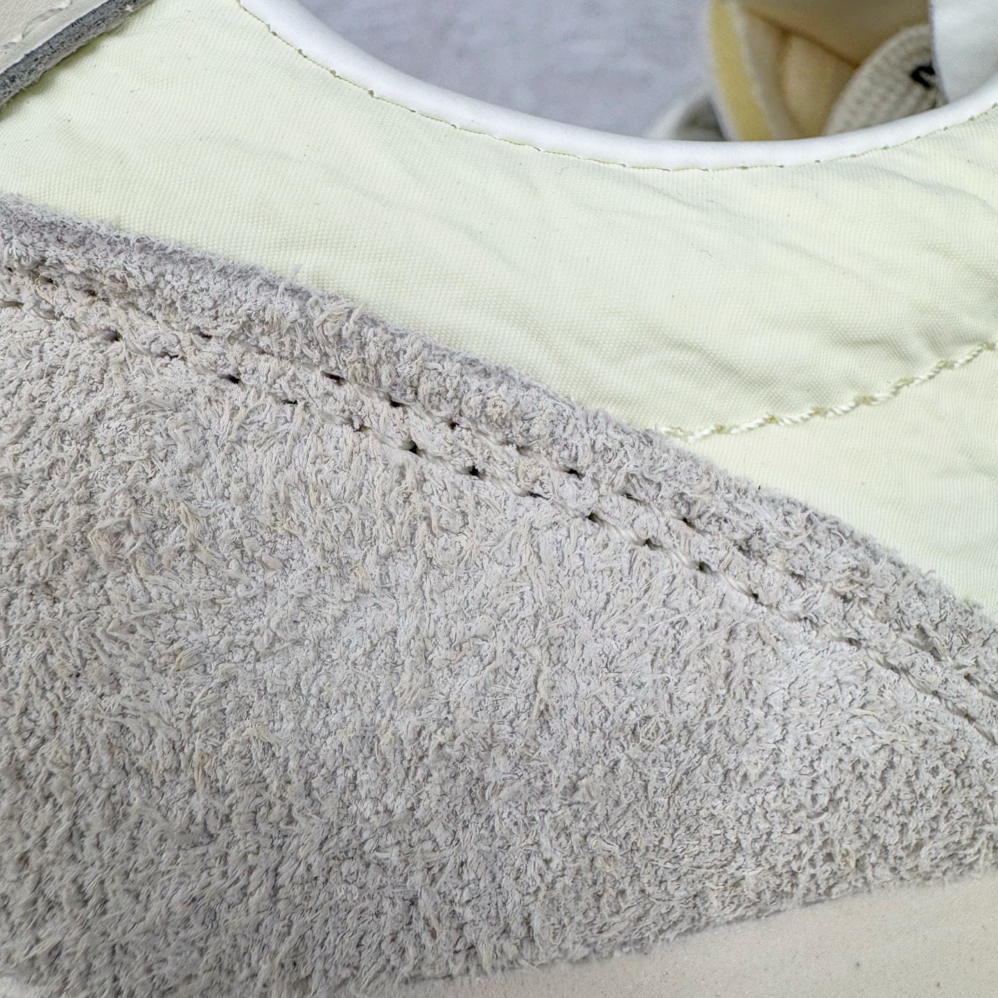 图片[17]-＃M纯原 New Balance U471AM NB新百伦织物牛剖层革春夏薄底鞋防滑耐磨平衡轻便低帮生活休闲鞋 原档数据独立私模大底 唯一正确三层组合大底 特高弹切片加持 百分百还原原鞋脚感 NB市场最强产物 防伪原标全套原楦原纸板原厂数据开发 全鞋电脑针车加持 原厂网布 原装进口头层翻毛皮料正确绒感卡色 正确中底拉帮中底网布细节 匠心打造 耗时两个月开发完成 工艺极其复杂难度可想而知 高端零售专供产物 尺码：36 37 37.5 38 38.5 39.5 40 40.5 41.5 42 42.5 43 44 44.5 45 45.5 46.5 47-选品中心