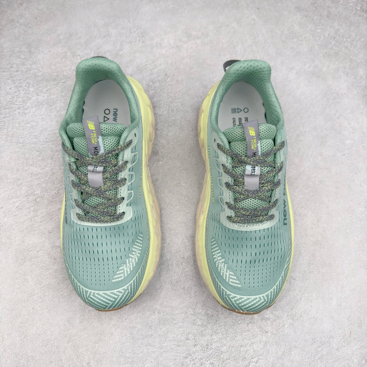 图片[2]-New Balance Fresh Foam X Trail More v3 新百伦NB莫尔V3系列低帮轻量化厚底户外越野休闲运动慢跑鞋 MTMORNGR 无论是越野训练跑还是享受自然美景 New Balance Fresh Foam X Trail More v3 都能确保双脚凉爽舒适 获得缓震支撑 这款越野跑鞋採用透气的合成/网眼鞋面 加上双层 Fresh Foam X 中底实现绝佳舒适著感 搭载鞋头防护科技与 All Terrain 系列最厚鞋底 可防止碎石跑入鞋内 让你尽情探索不受限 尺码：36 37 37.5 38 38.5 39.5 40 40.5 41.5 42 42.5 43 44 44.5 45-选品中心