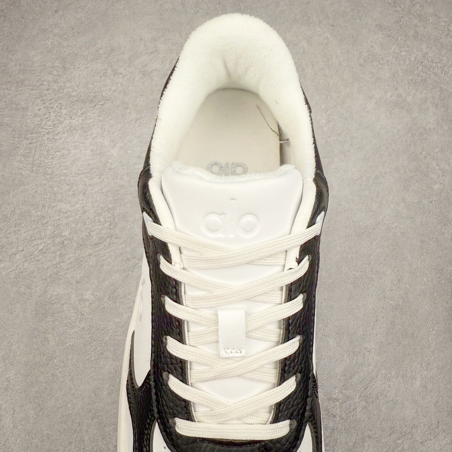 图片[5]-＃纯原 Alo yoga Alo Recovery Mode 舒适百搭防滑耐磨低帮板鞋 易梦玲 Jisoo智秀等多位明星同款上脚主打各大平台外贸主推大厂采购原材料多处细节一步到位生产细节 一款随意搭配的都好看的鞋子alo采用增高4cm 春夏秋冬四季款舒适简约板鞋 TPU防滑耐磨鞋底 尺码：36 36.5 37 37.5 38 38.5 39 40 41 41.5 42 42.5 43 44 45-选品中心