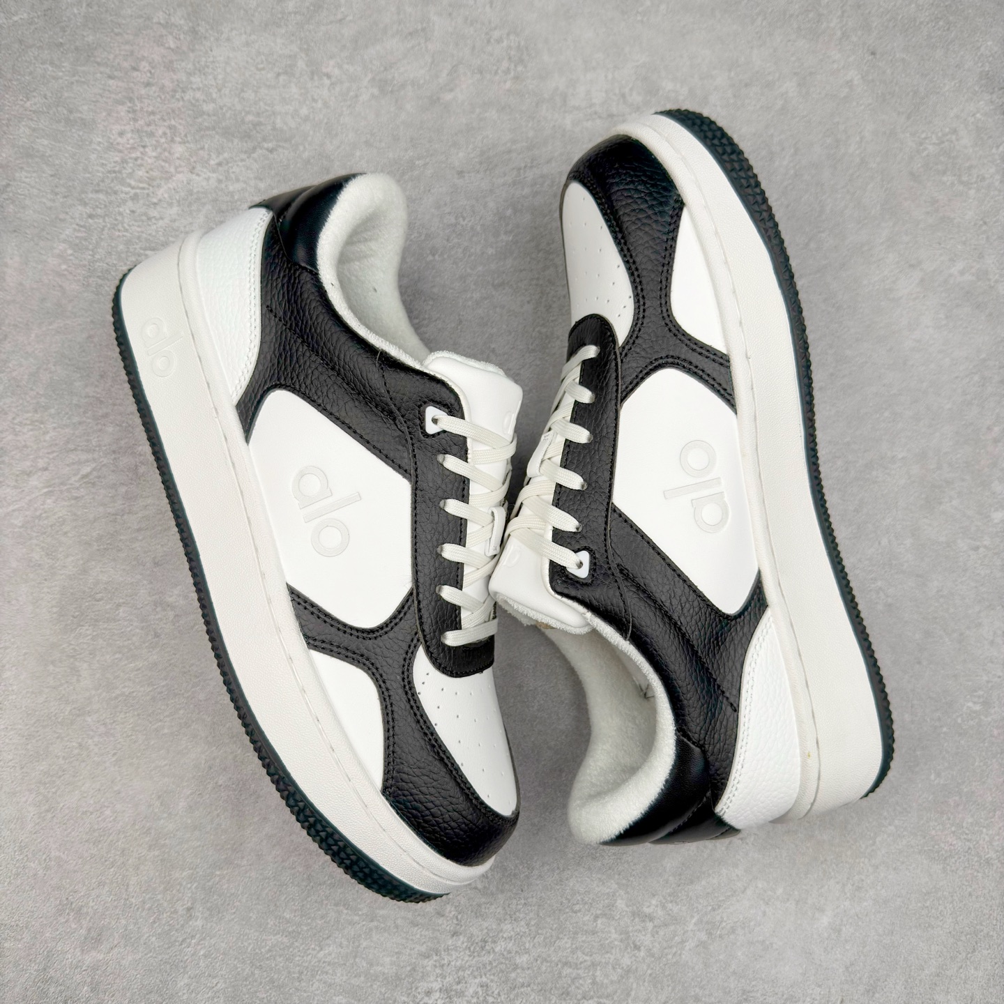 图片[3]-＃纯原 Alo yoga Alo Recovery Mode 舒适百搭防滑耐磨低帮板鞋 易梦玲 Jisoo智秀等多位明星同款上脚主打各大平台外贸主推大厂采购原材料多处细节一步到位生产细节 一款随意搭配的都好看的鞋子alo采用增高4cm 春夏秋冬四季款舒适简约板鞋 TPU防滑耐磨鞋底 尺码：36 36.5 37 37.5 38 38.5 39 40 41 41.5 42 42.5 43 44 45-选品中心