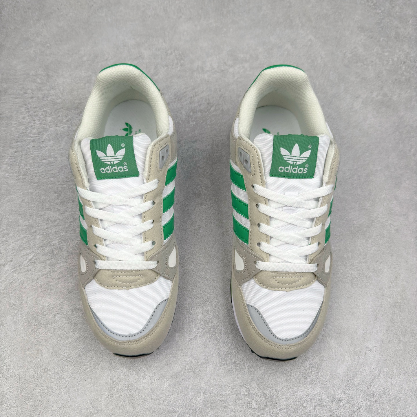 图片[2]-AD Original ZX750 经典复古情侣跑鞋 经典采用多种材料混合以及多种颜色的混搭元素的设计理念并沿袭ZX系列传统 采用热塑性聚氨酯橡胶（TPU）鞋跟笼，搭配EVA中底，穿着舒适 更有全系标配舒适OrthoLite®鞋垫和橡胶外底！尺码：36 36.5 37 38 38.5 39 40 40.5 41 42 42.5 43 44 44.5 45-选品中心