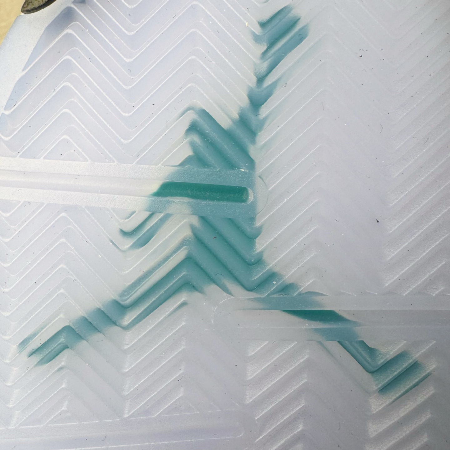 图片[12]-＃K版 Air Jordan AJ5 OG “Grape” 白紫色 HQ7978-100 原厂全套原楦原纸板磨具开发 原厂皮料加持 原厂港宝加持定型后跟R度完美 同源原厂电绣 飞人针数密度立体效果一致 原厂拉帮手法 原厂配置纸衬高频鞋盒 原厂指令配双鞋带 原厂TPU网格鞋带扣 超高鞋面清洁度 最高QC检验标准 控制溢胶瑕疵 到手可放心比对发售原鞋 上脚百分百充正驾驭 尺码：40 40.5 41 42 42.5 43 44 44.5 45 46 47.5 48.5-选品中心