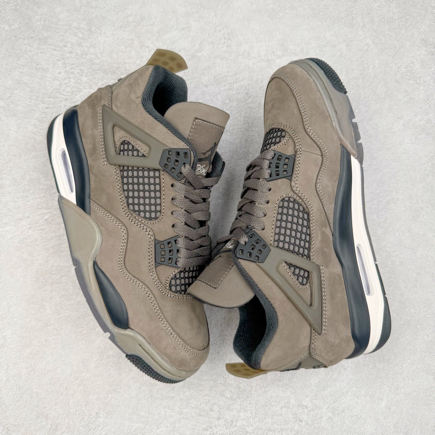 图片[3]-＃F版 Air Jordan AJ4 Ship “Cave Stone”摩卡棕色 FV5029-200 大厂出品 全头层加持 原鞋原楦原纸板同源开发 完美呈现乔4的版型 内侧正确双色网格 还原细节 原厂皮料 正确气垫颜色 正确网格工艺 正确拉帮工艺 全鞋原装材料制作 原档案原模具打造 支持全方位与正品对比 尺码：36 36.5 37.5 38 38.5 39 40 40.5 41 42 42.5 43 44 44.5 45 46 47.5-选品中心