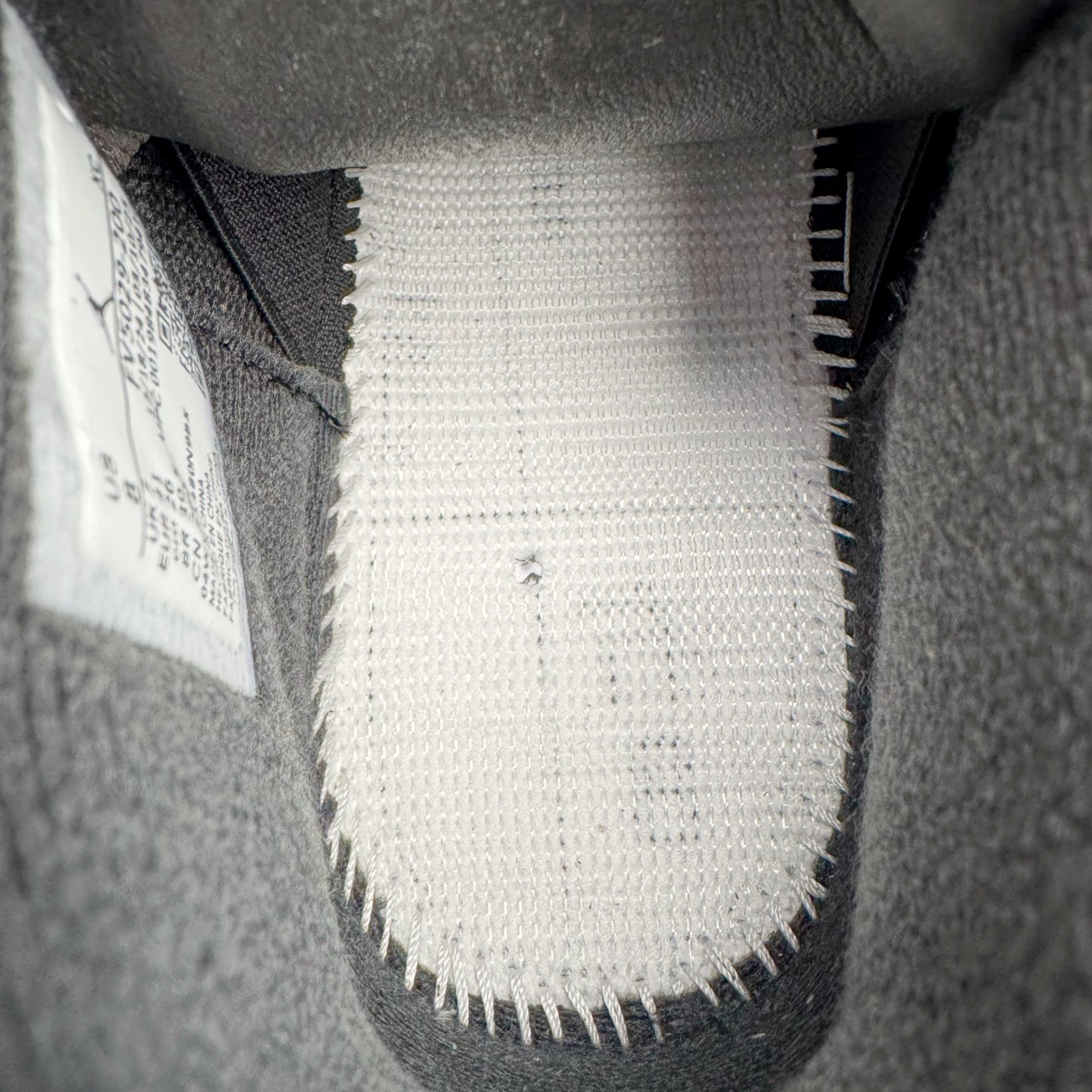 图片[10]-＃F版 Air Jordan AJ4 Ship “Cave Stone”摩卡棕色 FV5029-200 大厂出品 全头层加持 原鞋原楦原纸板同源开发 完美呈现乔4的版型 内侧正确双色网格 还原细节 原厂皮料 正确气垫颜色 正确网格工艺 正确拉帮工艺 全鞋原装材料制作 原档案原模具打造 支持全方位与正品对比 尺码：36 36.5 37.5 38 38.5 39 40 40.5 41 42 42.5 43 44 44.5 45 46 47.5-选品中心