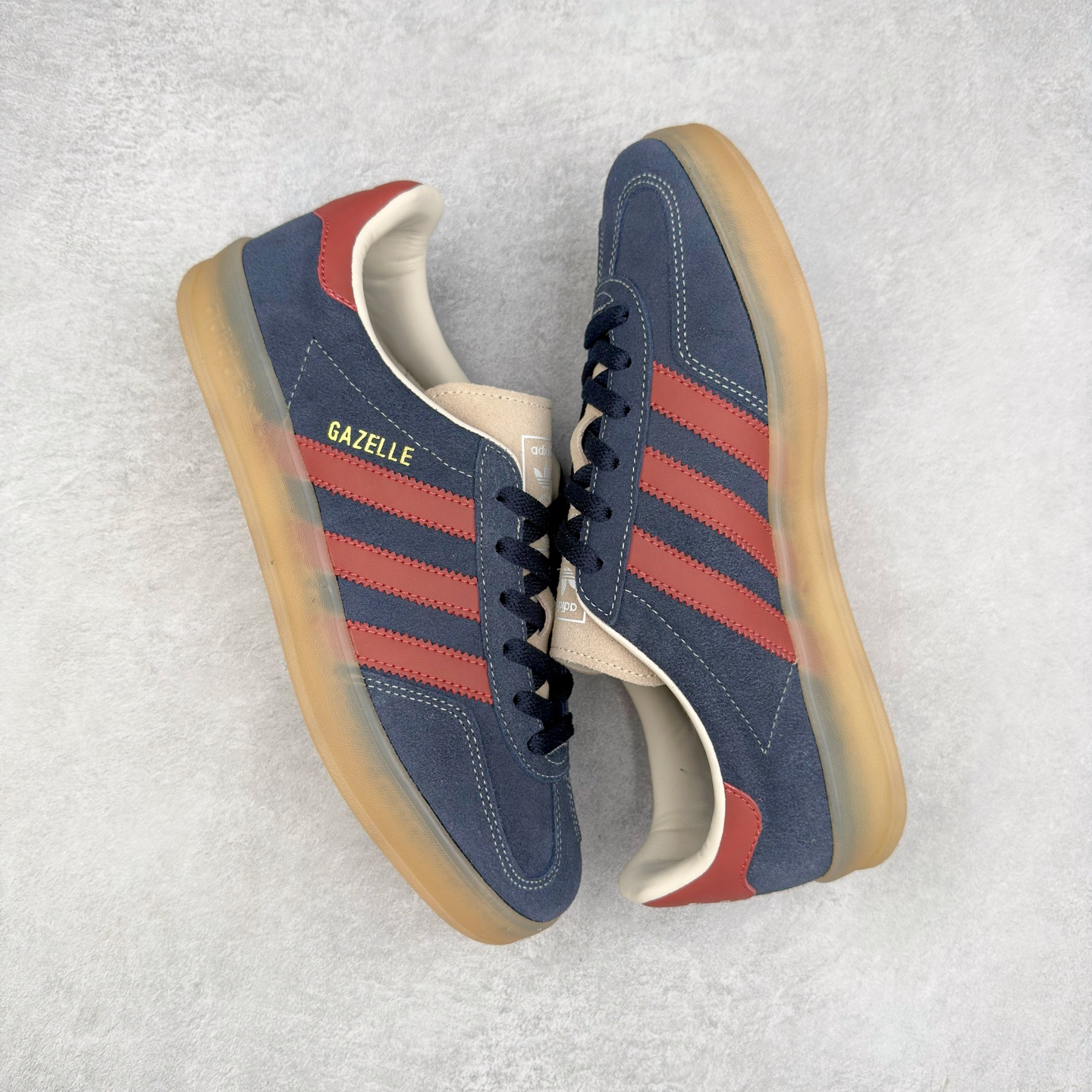 图片[3]-AD Gazelle Indoor Trainers 羚羊内训系列低帮复古百搭休闲运动德训风板鞋 JH5404 90年代经典的复刻版！自60年代以足球训练鞋面世以来,Gazelle就以其经典设计席卷全球。1991年版本的复刻,再造经典Gazelle。采用皮革打造,搭配浊色细节,让这款经典更加简约。尺码：36 36⅔ 37⅓ 38 38⅔ 39⅓ 40 40⅔ 41⅓ 42 42⅔ 43⅓ 44⅓ 44⅔ 45-选品中心