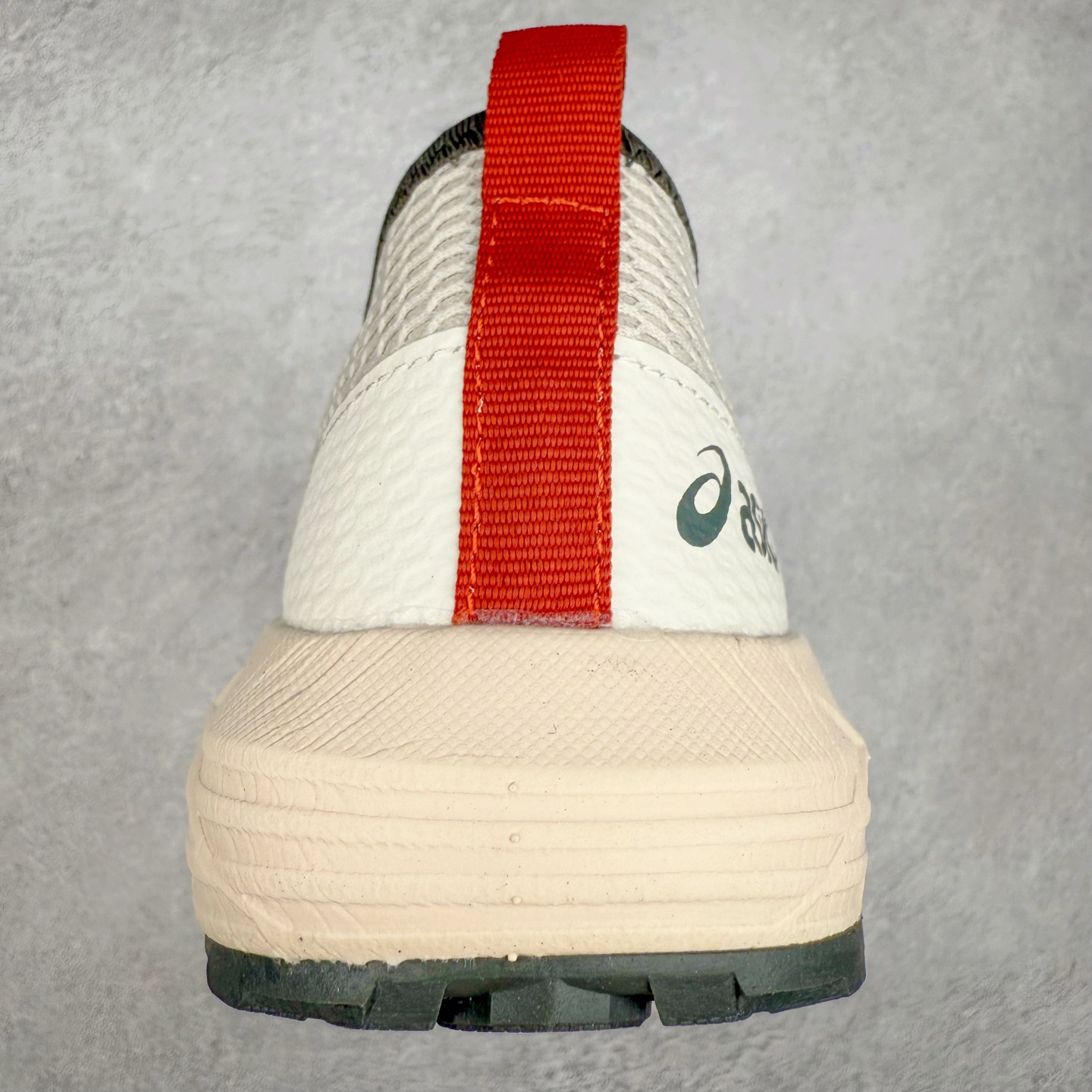 图片[8]-Asics Gel-Sonoma TR 亚瑟士舒适百搭减震防滑耐磨低帮生活休闲鞋 ASICS（亚瑟士）是日本实业家鬼冢喜八郎创立的跑鞋运动品牌，名字想法源自著名的拉丁谚语“AnimaSana In Corpore Sano”，意为“健全的精神寓于强健的体魄”。正如其名字的含义，ASICS亚瑟士一直坚信保持身体的健康与活力是打造健康快乐的生活方式的最佳途径。亚瑟士的跑鞋、篮球鞋等系列集专业与美貌于一身，拥有极高的热度。2016年，ASICS在“2016年日本最佳全球品牌”排行榜名列第17名。尺码：36 37 37.5 38 39 39.5 40 40.5 41.5 42 42.5 43.5 44 45-选品中心