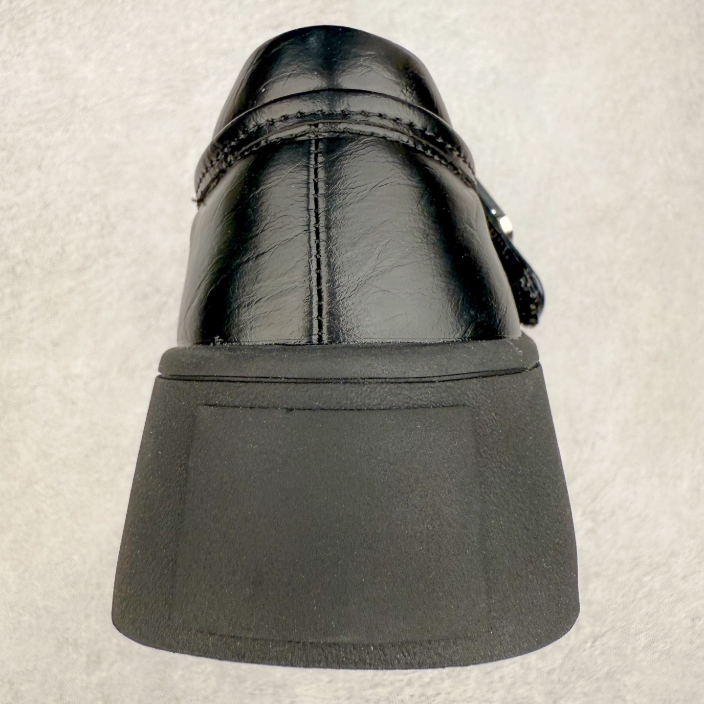 图片[8]-新晋潮流鞋靴品牌GGCC夏季新款 4.5cm厚底【银河微光】陈都灵同款 GG-CC厚底芭蕾舞 法式玛丽珍单鞋 夏季踏青舒适度和少女感我都要 金属方扣实属摩登小心机 舒适!百搭性!摩登圆润饱满楦头! 纹裂金属牛皮!柔韧有型!光泽雅致 羊皮革垫脚!亲肤细腻!透气舒爽! 优化比例!视觉增高! 橡胶大底止滑耐磨步稳回弹! 给#女生的宝藏休闲鞋 货号：G25U4817 尺码：35 36 37 38 39 40-选品中心