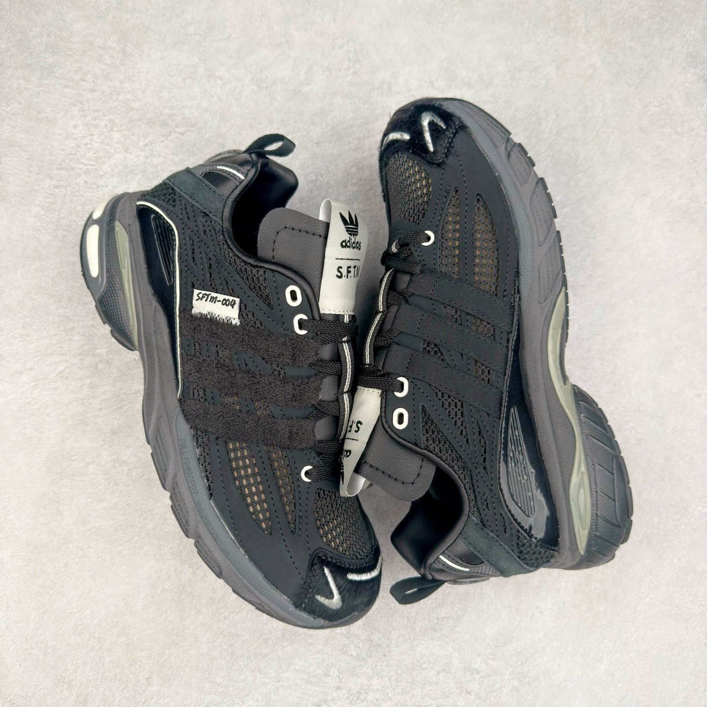 图片[3]-SFTM x AD Originals ADISTAR CUSHION 联名复古舒适防滑耐磨低帮生活休闲鞋 JP8416 实拍调校N版已经零色差零失真 百分百还原实物色彩所见即所得 不存在货不对板色差等低级问题 选购参考实物拍摄 不混卖不参货 只用心做好货严格选品 承诺混一赔十 尺码：36 36.5 37.5 38 38.5 39 40 40.5 41 42 42.5 43 44 44.5 45-选品中心