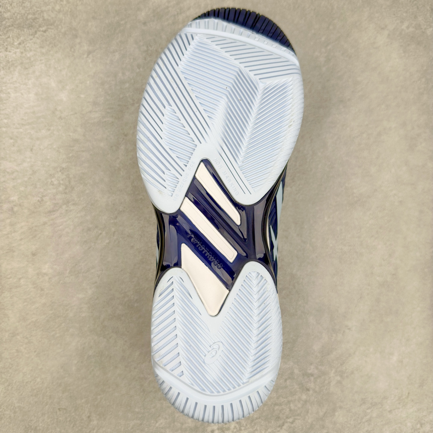 图片[9]-Asics Solution Speed FF 2 亚瑟士轻量速度型网球鞋 DYNAWRAP 技术可提升稳定性 FLYTEFOAM 科技打造轻量缓冲组件 FLYTEFOAM Propel 技术鞋垫可提升吸震与回弹效果 TWISSTRUS 技术可提升速度与变向奔跑动作ASICSGRIP 科技可提升在球场上的抓地力 后足 GEL 缓冲科技可提供出色的避震效果AHAR 橡胶可提升耐用性 尺码：35 36 36.5 37 38 38.5 39 40 40.5 41 42 42.5 43 44 45-选品中心