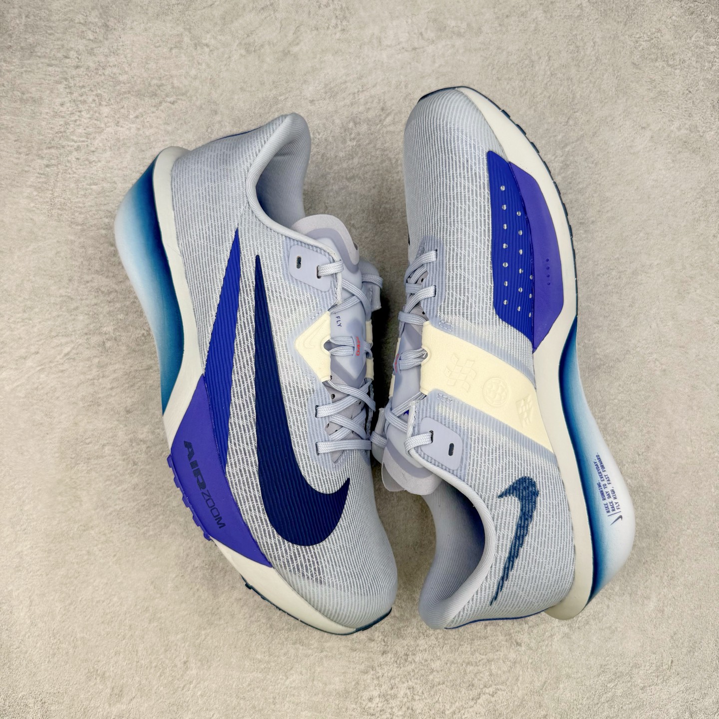 图片[3]-NK AIR Zoom RIVALFLY FK4代系列轻量飞织低帮休闲运动慢跑鞋 整体设计采用流线型的轻质工程网眼材质构成鞋面 并与其他 Running 旗舰鞋款同样搭载全脚掌 ZoomX 缓冲中底 搭配 Pebax 物料与橡胶外底 ZoomX StreakFly 首发配色以Prototype呈现 其灵感是来自开发期间的磨损测试 透过编号的标记与内侧的预期跑步距离突出研发过程 货号：FV6040-002 尺码：36 36.5 37.5 38 38.5 39 40 40.5 41 42 42.5 43 44 44.5 45-选品中心