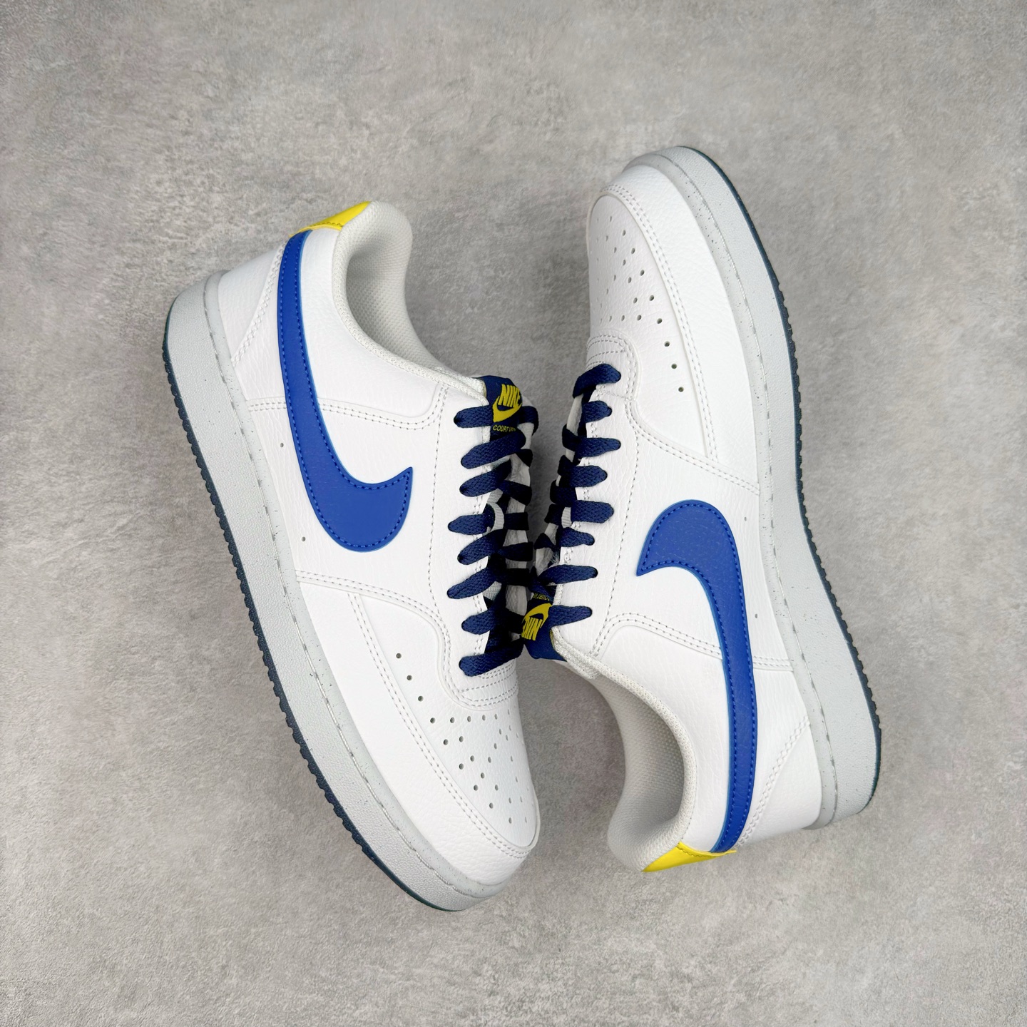 图片[3]-＃奥莱订单福利 NK Court Borough Low CB2 低帮百搭透气休闲运动板鞋 独家渠道 市面未流通批次 奥莱直播间499 599一样的东西 碾压市面现存所有版本 公司一样的东西 超值回馈 帮你省钱 支持各种鉴定 经典耐用的设计 兼顾舒适脚感和出众风范 演绎匠心之作 结构性的支撑贴合感结合复古篮球设计 塑就场外全明星风范 尺码：35.5 36 36.5 37.5 38 38.5 39 40 40.5 41 42 42.5 43 44 44.5-选品中心