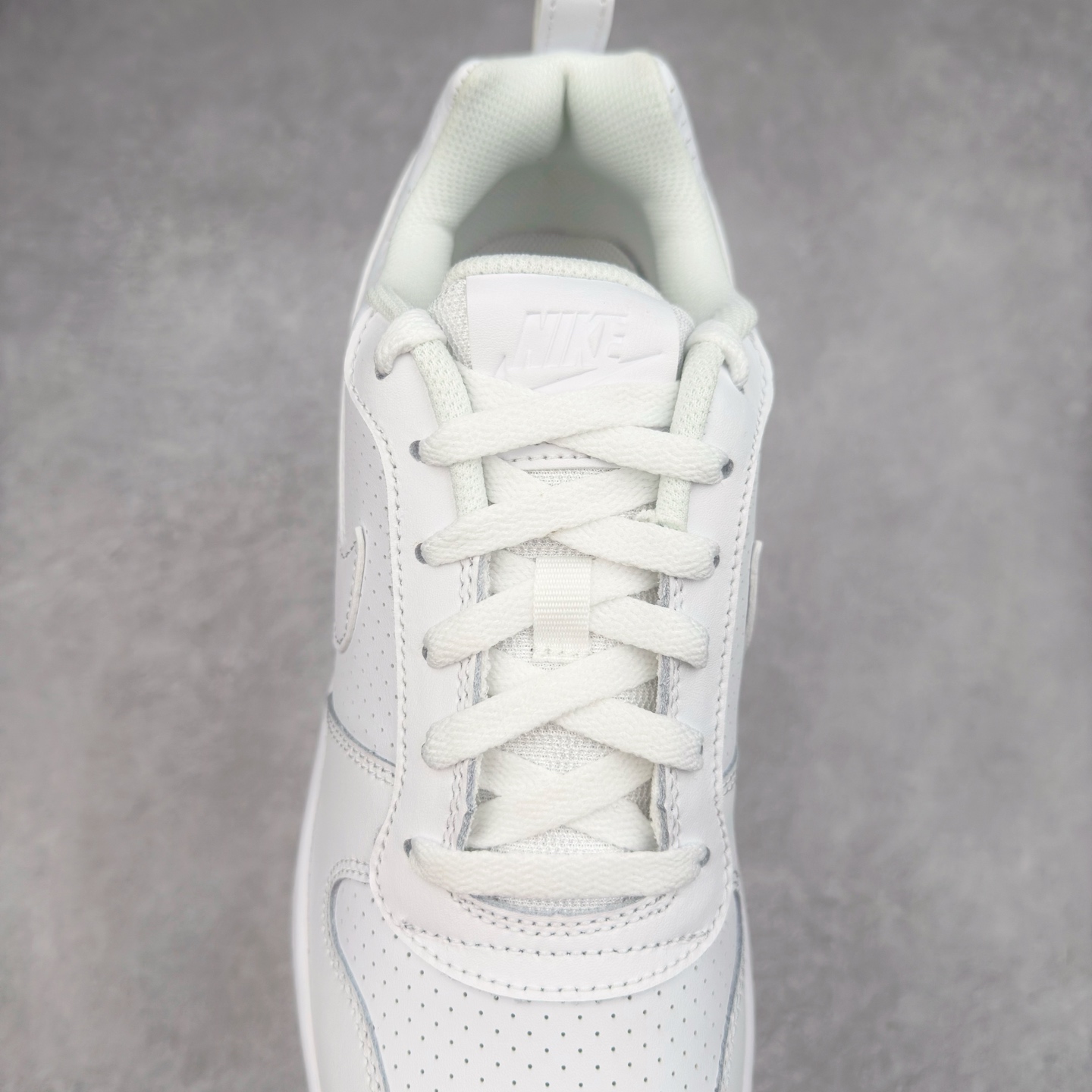 图片[5]-＃奥莱订单福利 NK Court Borough Low CB2 低帮百搭透气休闲运动板鞋 独家渠道 市面未流通批次 奥莱直播间499 599一样的东西 碾压市面现存所有版本 公司一样的东西 超值回馈 帮你省钱 支持各种鉴定 经典耐用的设计 兼顾舒适脚感和出众风范 演绎匠心之作 结构性的支撑贴合感结合复古篮球设计 塑就场外全明星风范 尺码：35.5 36 36.5 37.5 38 38.5 39 40 40.5 41 42 42.5 43 44 44.5-选品中心