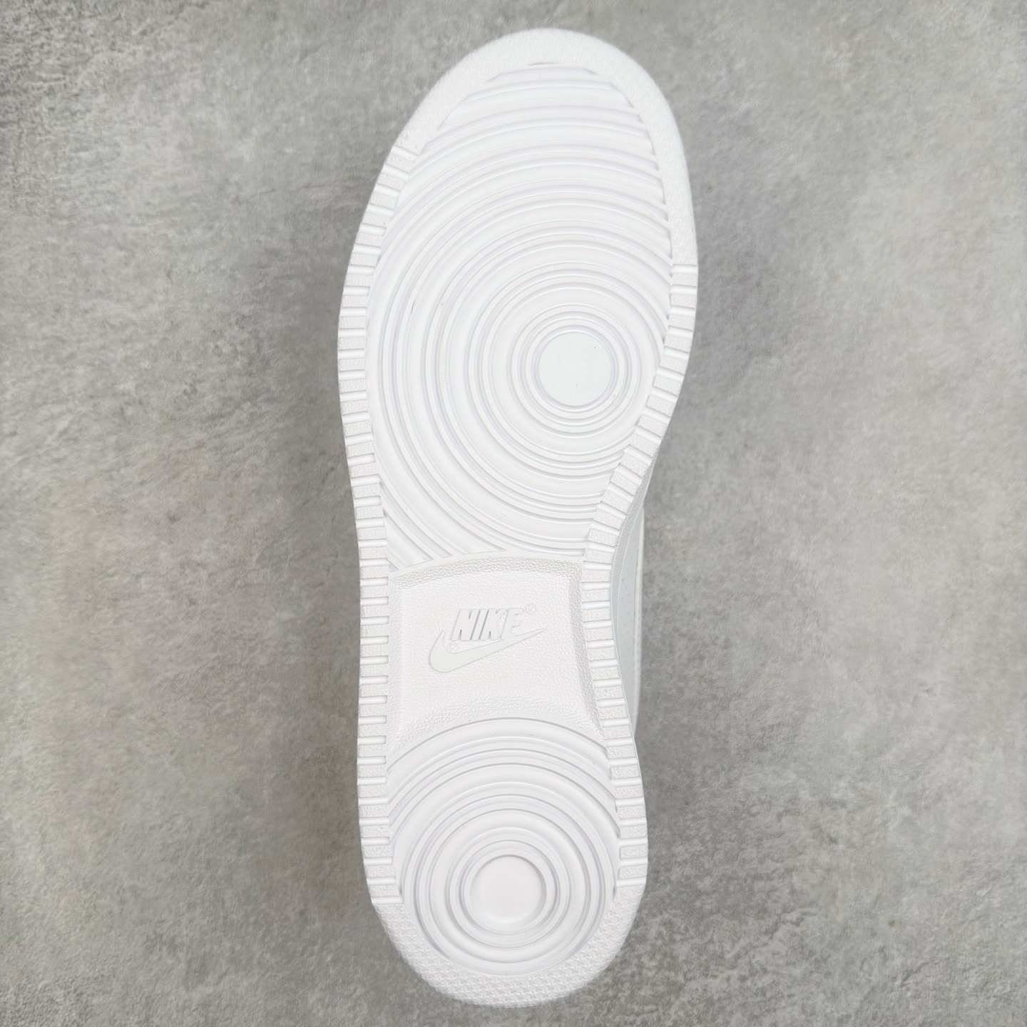 图片[9]-＃奥莱订单福利 NK Court Borough Low CB2 低帮百搭透气休闲运动板鞋 独家渠道 市面未流通批次 奥莱直播间499 599一样的东西 碾压市面现存所有版本 公司一样的东西 超值回馈 帮你省钱 支持各种鉴定 经典耐用的设计 兼顾舒适脚感和出众风范 演绎匠心之作 结构性的支撑贴合感结合复古篮球设计 塑就场外全明星风范 尺码：35.5 36 36.5 37.5 38 38.5 39 40 40.5 41 42 42.5 43 44 44.5-选品中心