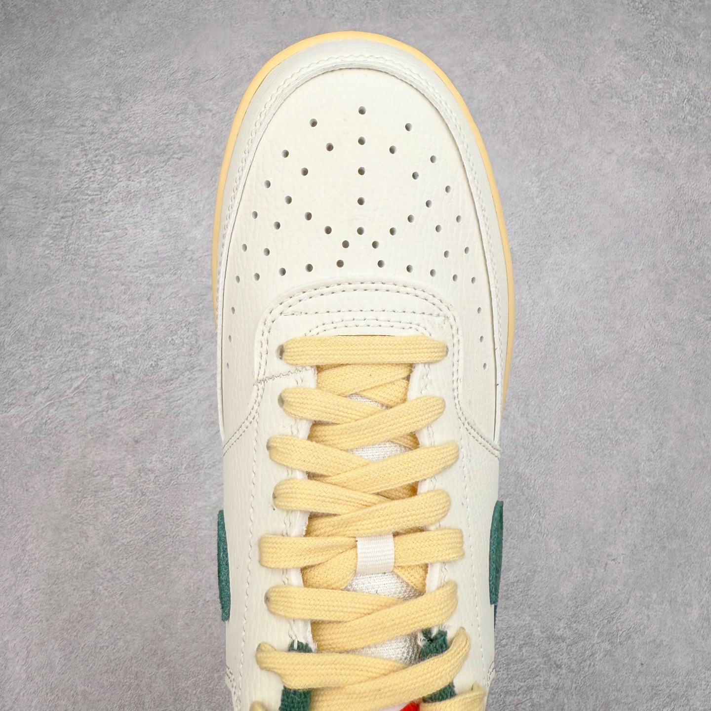 图片[4]-＃奥莱订单福利 NK Court Borough Low CB2 低帮百搭透气休闲运动板鞋 独家渠道 市面未流通批次 奥莱直播间499 599一样的东西 碾压市面现存所有版本 公司一样的东西 超值回馈 帮你省钱 支持各种鉴定 经典耐用的设计 兼顾舒适脚感和出众风范 演绎匠心之作 结构性的支撑贴合感结合复古篮球设计 塑就场外全明星风范 尺码：35.5 36 36.5 37.5 38 38.5 39 40 40.5 41 42 42.5 43 44 44.5-选品中心