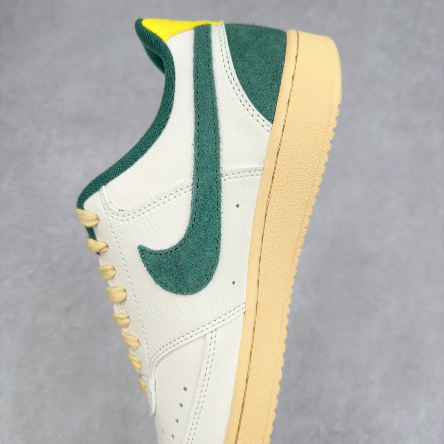 图片[7]-＃奥莱订单福利 NK Court Borough Low CB2 低帮百搭透气休闲运动板鞋 独家渠道 市面未流通批次 奥莱直播间499 599一样的东西 碾压市面现存所有版本 公司一样的东西 超值回馈 帮你省钱 支持各种鉴定 经典耐用的设计 兼顾舒适脚感和出众风范 演绎匠心之作 结构性的支撑贴合感结合复古篮球设计 塑就场外全明星风范 尺码：35.5 36 36.5 37.5 38 38.5 39 40 40.5 41 42 42.5 43 44 44.5-选品中心