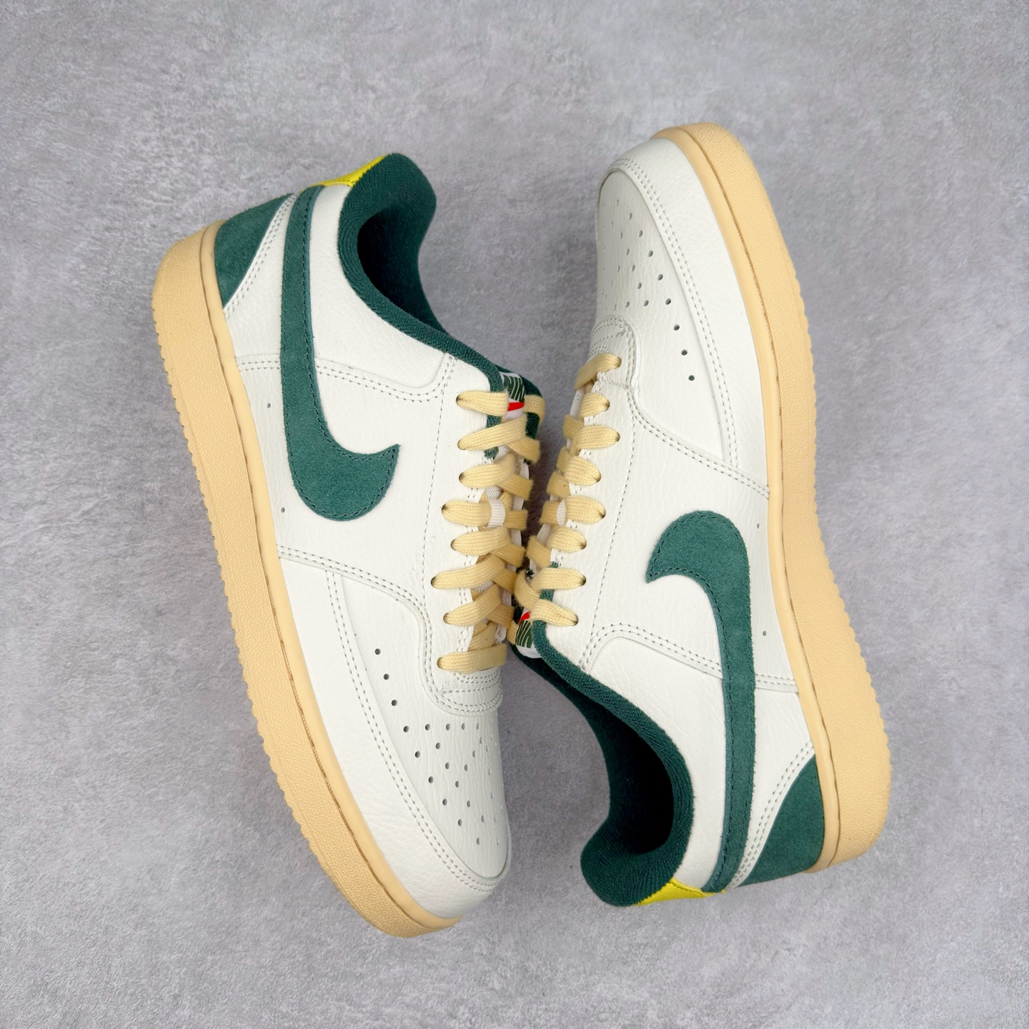 图片[3]-＃奥莱订单福利 NK Court Borough Low CB2 低帮百搭透气休闲运动板鞋 独家渠道 市面未流通批次 奥莱直播间499 599一样的东西 碾压市面现存所有版本 公司一样的东西 超值回馈 帮你省钱 支持各种鉴定 经典耐用的设计 兼顾舒适脚感和出众风范 演绎匠心之作 结构性的支撑贴合感结合复古篮球设计 塑就场外全明星风范 尺码：35.5 36 36.5 37.5 38 38.5 39 40 40.5 41 42 42.5 43 44 44.5-选品中心