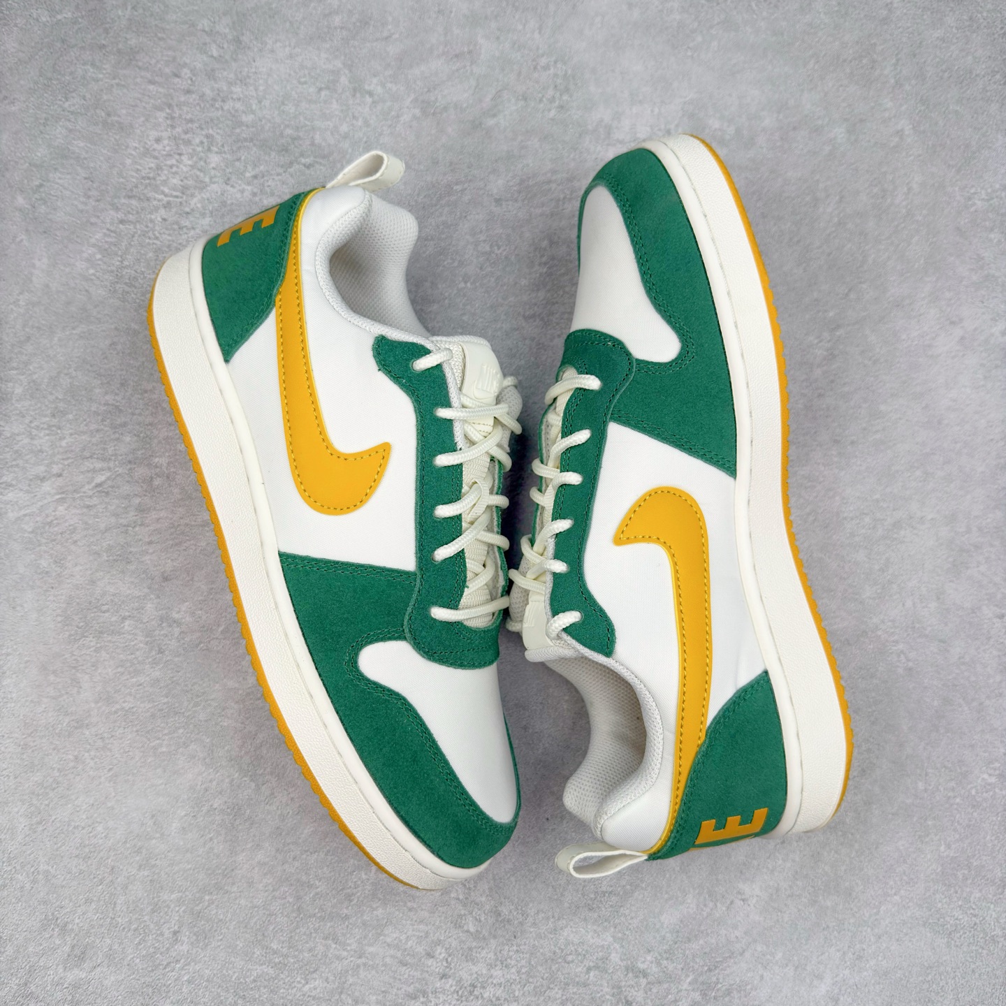 图片[3]-＃奥莱订单福利 NK Court Borough Low CB2 低帮百搭透气休闲运动板鞋 独家渠道 市面未流通批次 奥莱直播间499 599一样的东西 碾压市面现存所有版本 公司一样的东西 超值回馈 帮你省钱 支持各种鉴定 经典耐用的设计 兼顾舒适脚感和出众风范 演绎匠心之作 结构性的支撑贴合感结合复古篮球设计 塑就场外全明星风范 尺码：35.5 36 36.5 37.5 38 38.5 39 40 40.5 41 42 42.5 43 44 44.5-选品中心