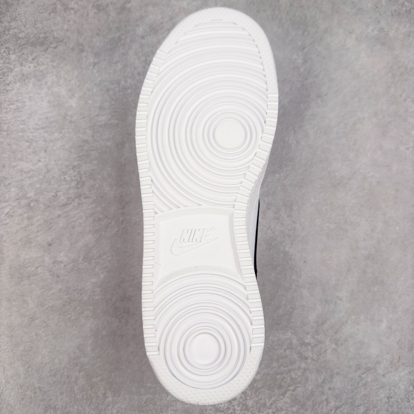 图片[9]-＃奥莱订单福利 NK Court Borough Low CB2 低帮百搭透气休闲运动板鞋 独家渠道 市面未流通批次 奥莱直播间499 599一样的东西 碾压市面现存所有版本 公司一样的东西 超值回馈 帮你省钱 支持各种鉴定 经典耐用的设计 兼顾舒适脚感和出众风范 演绎匠心之作 结构性的支撑贴合感结合复古篮球设计 塑就场外全明星风范 尺码：35.5 36 36.5 37.5 38 38.5 39 40 40.5 41 42 42.5 43 44 44.5-选品中心