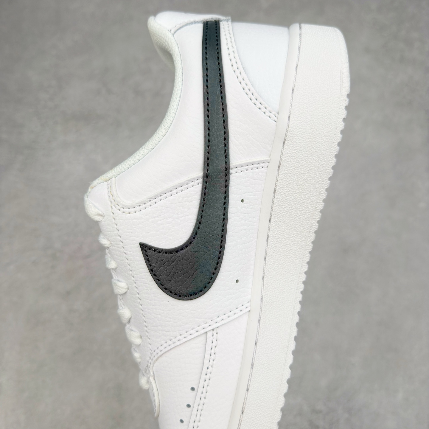 图片[7]-＃奥莱订单福利 NK Court Borough Low CB2 低帮百搭透气休闲运动板鞋 独家渠道 市面未流通批次 奥莱直播间499 599一样的东西 碾压市面现存所有版本 公司一样的东西 超值回馈 帮你省钱 支持各种鉴定 经典耐用的设计 兼顾舒适脚感和出众风范 演绎匠心之作 结构性的支撑贴合感结合复古篮球设计 塑就场外全明星风范 尺码：35.5 36 36.5 37.5 38 38.5 39 40 40.5 41 42 42.5 43 44 44.5-选品中心