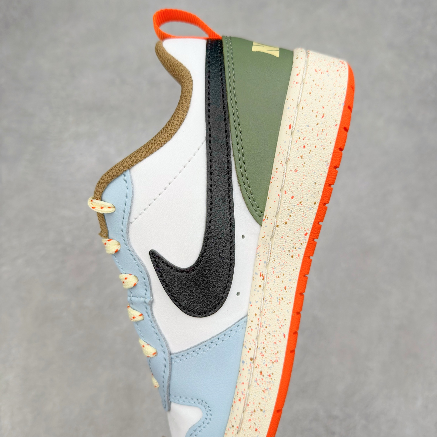 图片[7]-＃奥莱订单福利 NK Court Borough Low CB2 低帮百搭透气休闲运动板鞋 独家渠道 市面未流通批次 奥莱直播间499 599一样的东西 碾压市面现存所有版本 公司一样的东西 超值回馈 帮你省钱 支持各种鉴定 经典耐用的设计 兼顾舒适脚感和出众风范 演绎匠心之作 结构性的支撑贴合感结合复古篮球设计 塑就场外全明星风范 尺码：35.5 36 36.5 37.5 38 38.5 39 40 40.5 41 42 42.5 43 44 44.5-选品中心