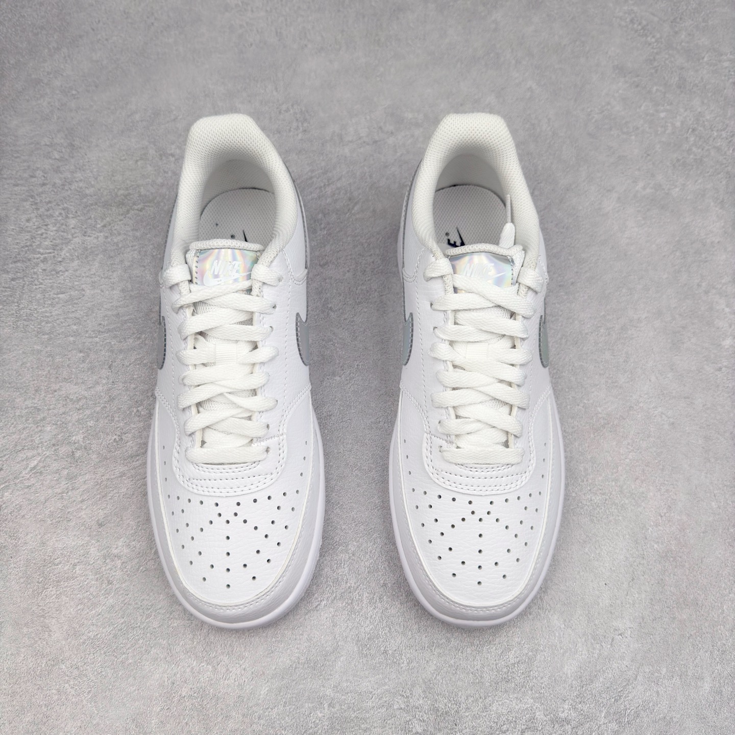 图片[2]-＃奥莱订单福利 NK Court Borough Low CB2 低帮百搭透气休闲运动板鞋 独家渠道 市面未流通批次 奥莱直播间499 599一样的东西 碾压市面现存所有版本 公司一样的东西 超值回馈 帮你省钱 支持各种鉴定 经典耐用的设计 兼顾舒适脚感和出众风范 演绎匠心之作 结构性的支撑贴合感结合复古篮球设计 塑就场外全明星风范 尺码：35.5 36 36.5 37.5 38 38.5 39 40 40.5 41 42 42.5 43 44 44.5-选品中心