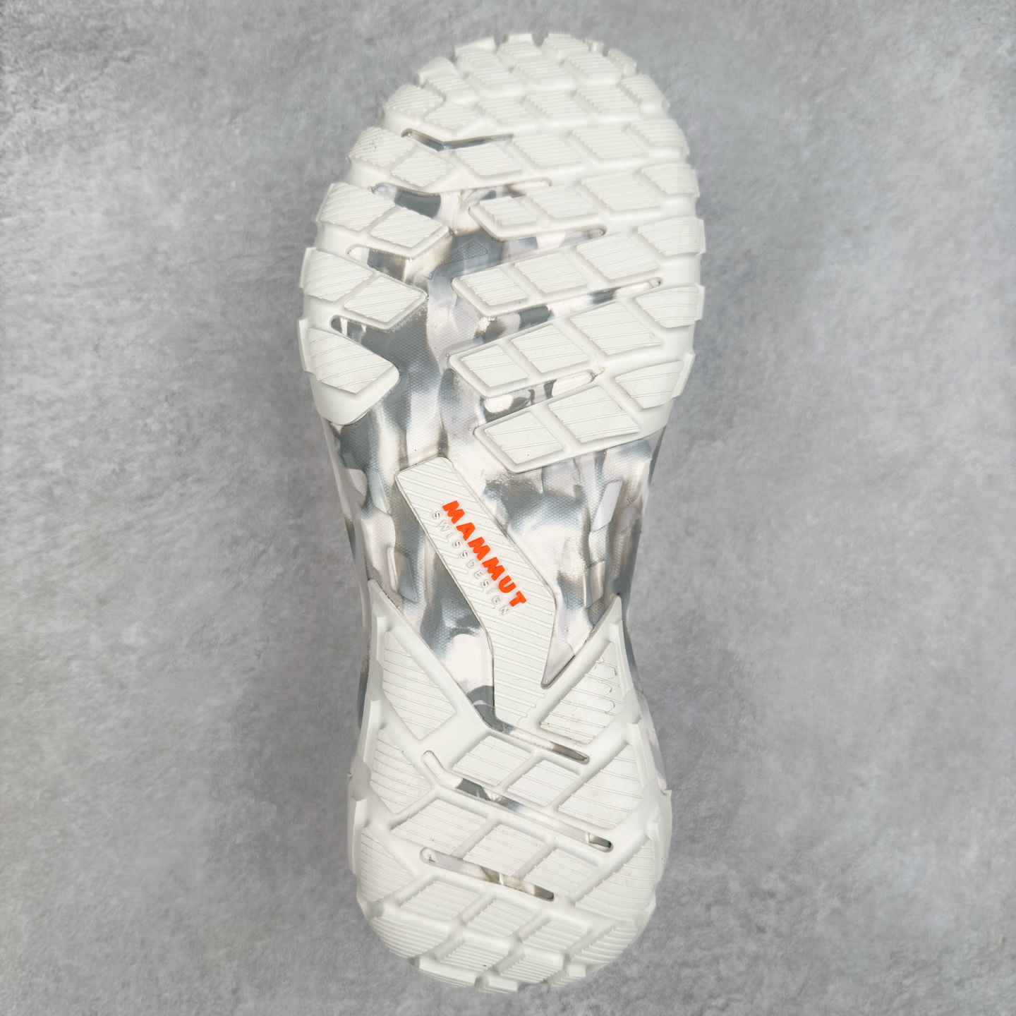 图片[9]-MAMMUT猛犸象 Hueco Knit 2 登山靴多功能鞋履 独立私模 顶级复刻百分百还原# 应用BASE FIT 2.0专利技术 拥有优越的抓地力、护趾力和运动缓冲功能 可折叠鞋跟 透气针织鞋面 适合春夏与初秋季节的设计 即刻\\\”履\\\”行出发 尺码：36 36.5 37.5 38 38.5 39 40 40.5 41 42 42.5 43 44 44.5 45 46-选品中心