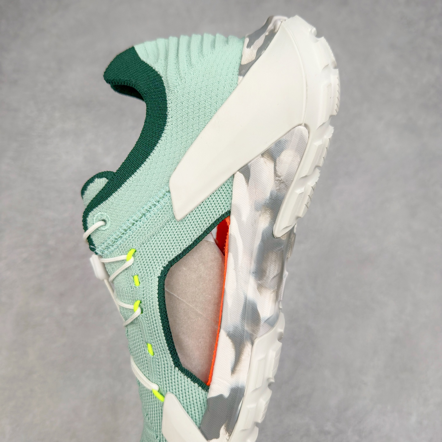 图片[7]-MAMMUT猛犸象 Hueco Knit 2 登山靴多功能鞋履 独立私模 顶级复刻百分百还原# 应用BASE FIT 2.0专利技术 拥有优越的抓地力、护趾力和运动缓冲功能 可折叠鞋跟 透气针织鞋面 适合春夏与初秋季节的设计 即刻\\\”履\\\”行出发 尺码：36 36.5 37.5 38 38.5 39 40 40.5 41 42 42.5 43 44 44.5 45 46-选品中心