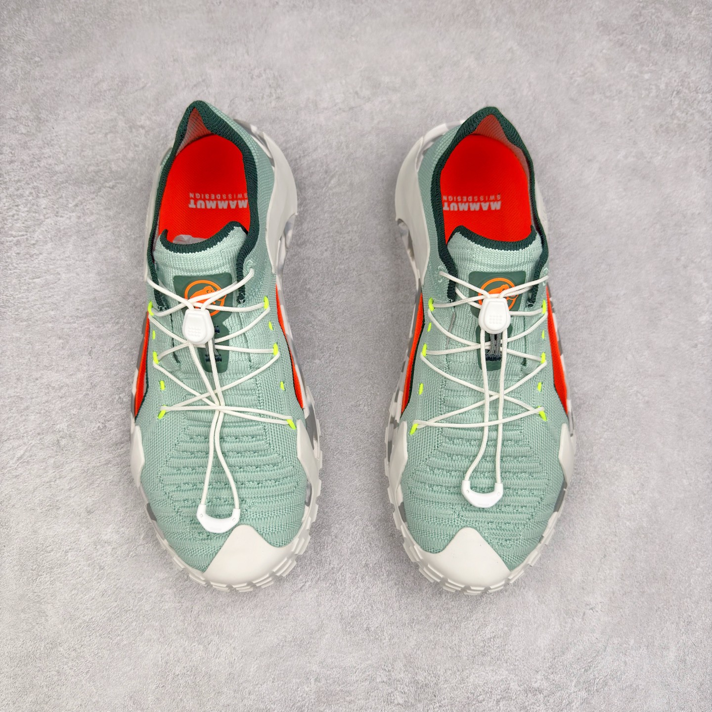 图片[2]-MAMMUT猛犸象 Hueco Knit 2 登山靴多功能鞋履 独立私模 顶级复刻百分百还原# 应用BASE FIT 2.0专利技术 拥有优越的抓地力、护趾力和运动缓冲功能 可折叠鞋跟 透气针织鞋面 适合春夏与初秋季节的设计 即刻\\\”履\\\”行出发 尺码：36 36.5 37.5 38 38.5 39 40 40.5 41 42 42.5 43 44 44.5 45 46-选品中心