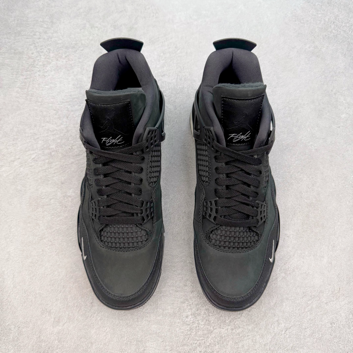 图片[2]-＃K版纯原 Nigel Sylvester x Air Jordan AJ4 Retro 联名黑魂 货号：HF4340-001 全新升级改良 原鞋原楦原纸板同源开发 完美呈现乔4的版型 内侧正确双色网格 还原细节 原厂皮料 正确气垫颜色 正确网格工艺 正确拉帮工艺 全鞋原装材料制作 原档案原模具打造 支持全方位与正品对比 尺码：40 40.5 41 42 42.5 43 44 44.5 45 46 47.5-选品中心