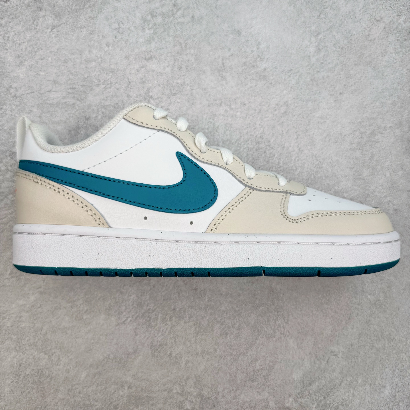 图片[3]-＃奥莱订单福利 NK Court Borough Low CB2 低帮百搭透气休闲运动板鞋 独家渠道 市面未流通批次 奥莱直播间499 599一样的东西 碾压市面现存所有版本 公司一样的东西 超值回馈 帮你省钱 支持各种鉴定 经典耐用的设计 兼顾舒适脚感和出众风范 演绎匠心之作 结构性的支撑贴合感结合复古篮球设计 塑就场外全明星风范 尺码：35.5 36 36.5 37.5 38 38.5 39 40 40.5 41 42 42.5 43 44 44.5-选品中心