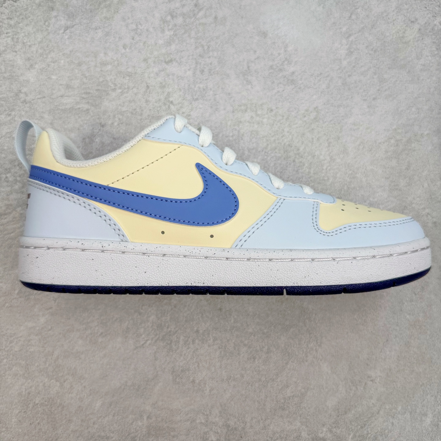 图片[2]-＃奥莱订单福利 NK Court Borough Low CB2 低帮百搭透气休闲运动板鞋 独家渠道 市面未流通批次 奥莱直播间499 599一样的东西 碾压市面现存所有版本 公司一样的东西 超值回馈 帮你省钱 支持各种鉴定 经典耐用的设计 兼顾舒适脚感和出众风范 演绎匠心之作 结构性的支撑贴合感结合复古篮球设计 塑就场外全明星风范 尺码：35.5 36 36.5 37.5 38 38.5 39 40 40.5 41 42 42.5 43 44 44.5-选品中心