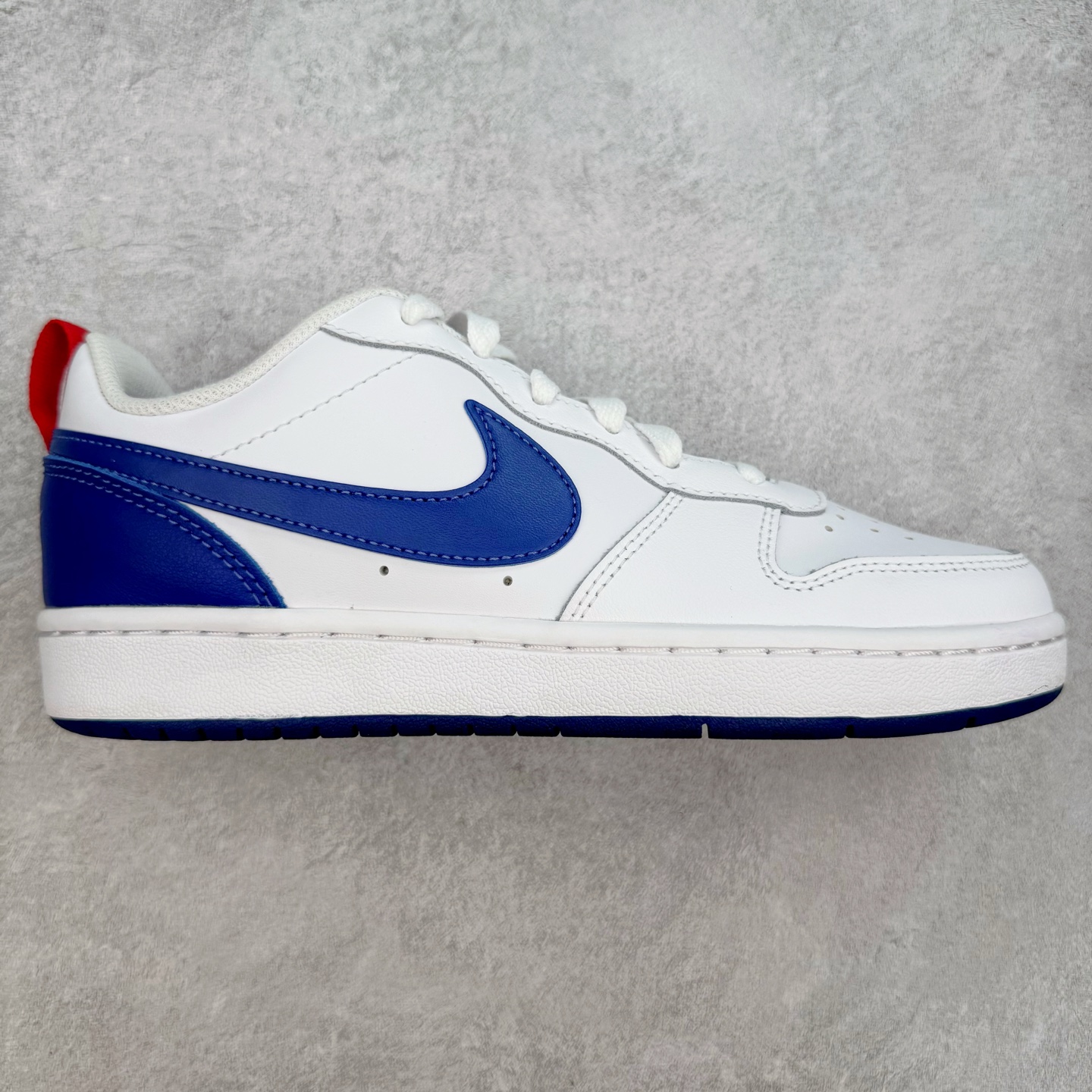 图片[5]-＃奥莱订单福利 NK Court Borough Low CB2 低帮百搭透气休闲运动板鞋 独家渠道 市面未流通批次 奥莱直播间499 599一样的东西 碾压市面现存所有版本 公司一样的东西 超值回馈 帮你省钱 支持各种鉴定 经典耐用的设计 兼顾舒适脚感和出众风范 演绎匠心之作 结构性的支撑贴合感结合复古篮球设计 塑就场外全明星风范 尺码：35.5 36 36.5 37.5 38 38.5 39 40 40.5 41 42 42.5 43 44 44.5-选品中心