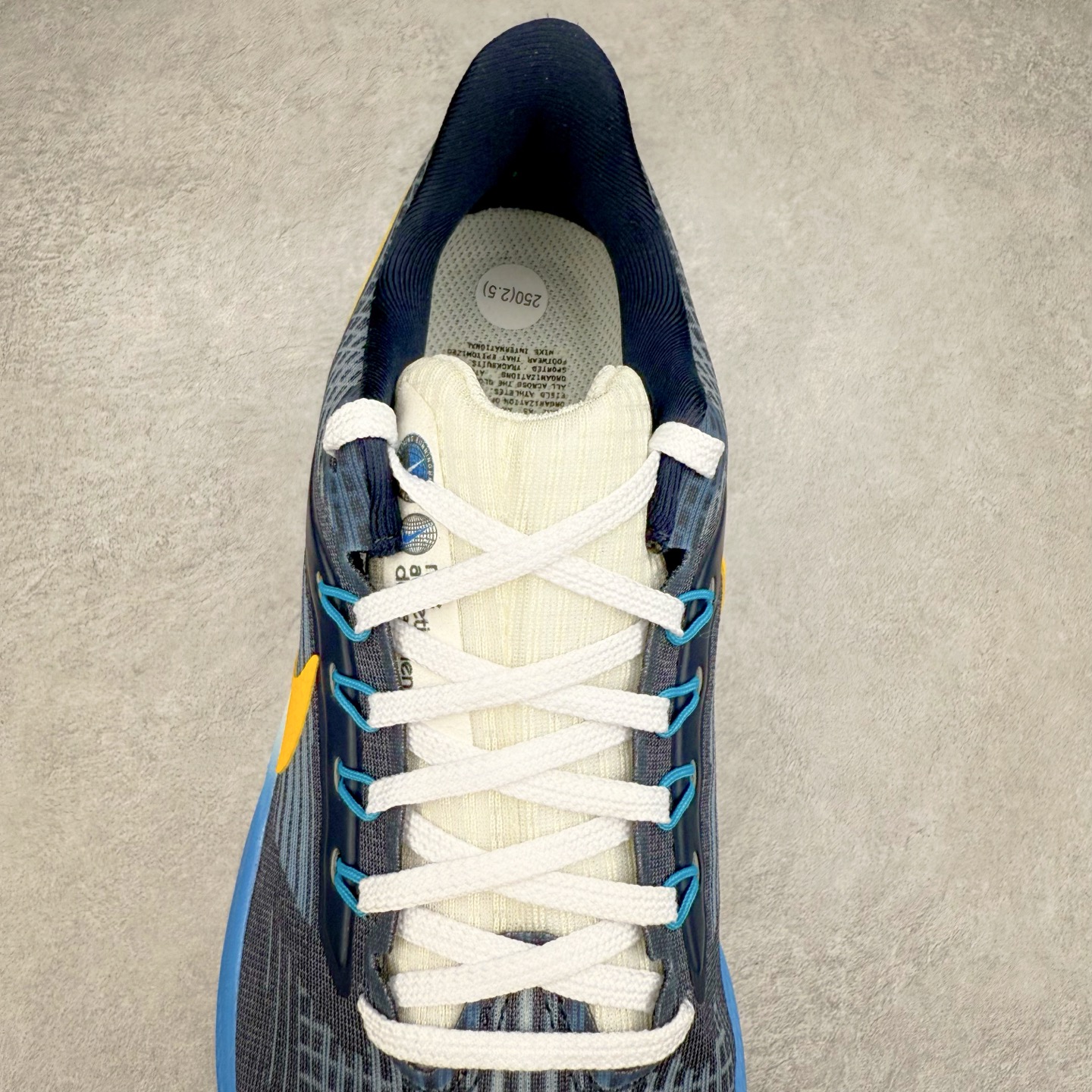 图片[5]-＃TG纯原 NK Zoom Pegasus 飞马39代马拉松系列网面透气缓震疾速跑鞋 独家渠道 市面未流通批次 奥莱直播间499 599一样的东西 碾压市面现存所有版本 公司一样的东西 超值回馈 帮你省钱 拥有 Zoom Air 一如既往的稳定感和流畅感 鞋面采用工程网眼设计 为特定高热区域营造出色透气性 进一步增加鞋面的穿孔数量 让足部能够快速散热 中足搭配 Flywire 飞线 在高速运动时营造舒适稳定的贴合感 内置Zoon气垫加持 动力十足 尺码：36 36.5 37.5 38 38.5 39 40 40.5 41 42 42.5 43 44 44.5 45-选品中心