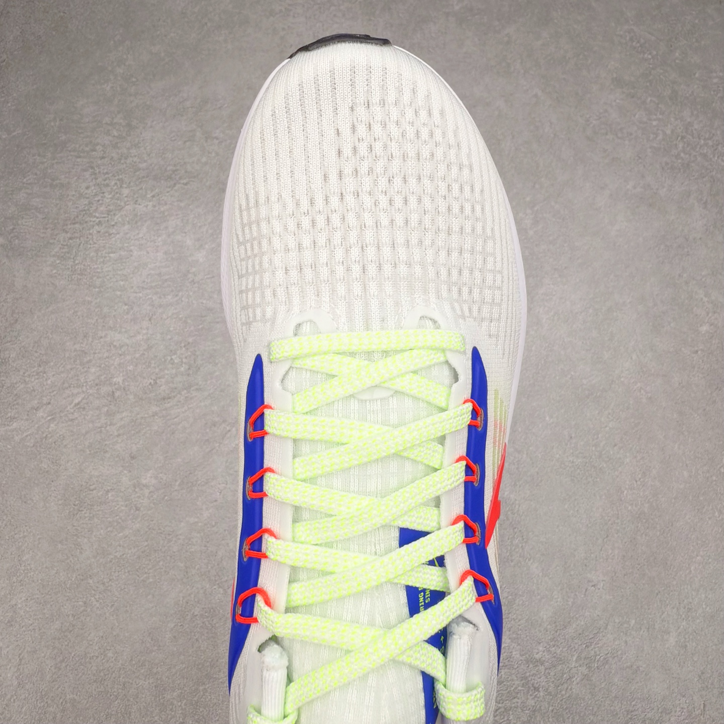 图片[4]-＃TG纯原 NK Zoom Pegasus 飞马39代马拉松系列网面透气缓震疾速跑鞋 独家渠道 市面未流通批次 奥莱直播间499 599一样的东西 碾压市面现存所有版本 公司一样的东西 超值回馈 帮你省钱 拥有 Zoom Air 一如既往的稳定感和流畅感 鞋面采用工程网眼设计 为特定高热区域营造出色透气性 进一步增加鞋面的穿孔数量 让足部能够快速散热 中足搭配 Flywire 飞线 在高速运动时营造舒适稳定的贴合感 内置Zoon气垫加持 动力十足 尺码：36 36.5 37.5 38 38.5 39 40 40.5 41 42 42.5 43 44 44.5 45-选品中心