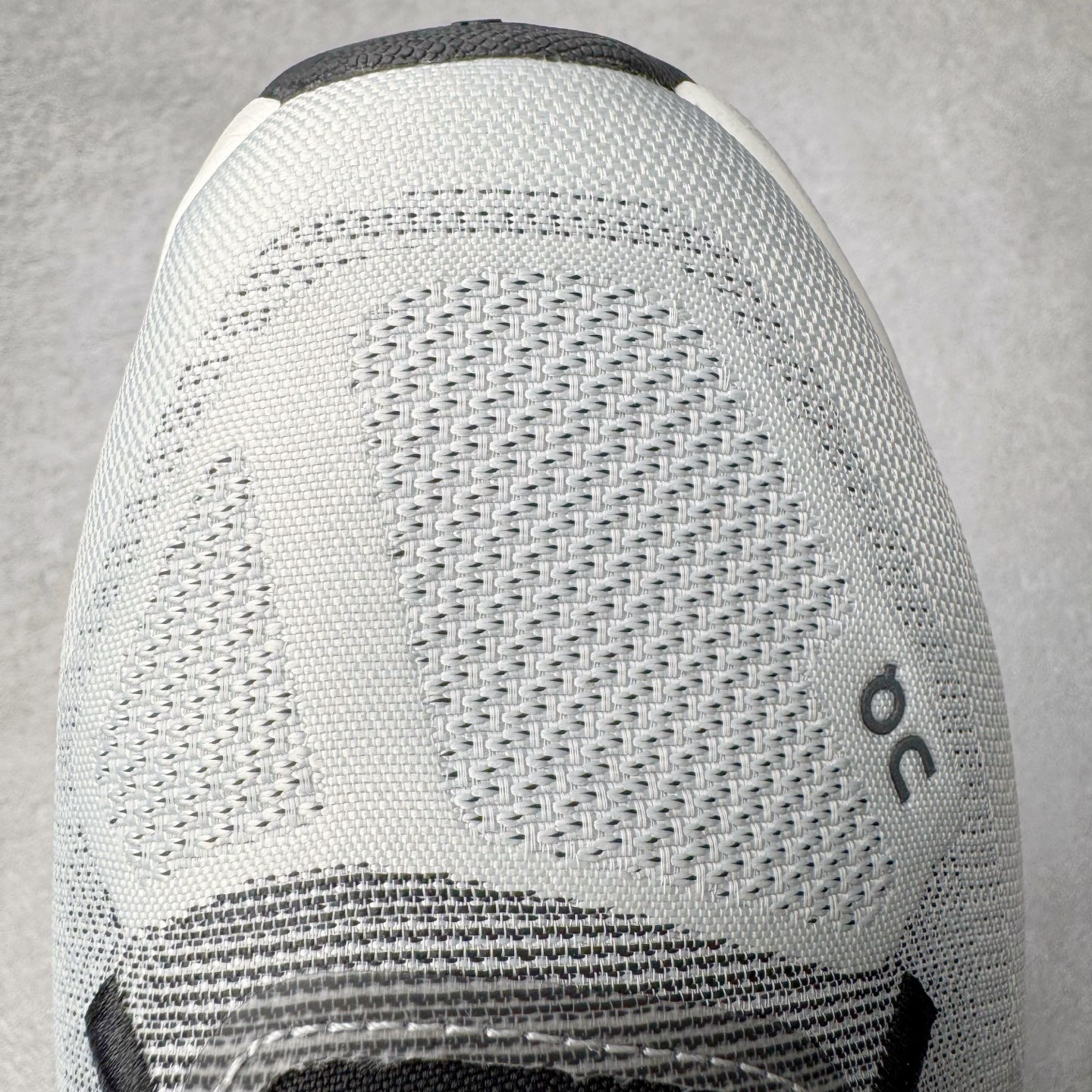 图片[12]-On Cloudmonster 2 昂跑减震生活休闲鞋 此运动品牌 开创于2010年 缓震着陆、强效回弹、轻柔质感的设计构思始终是ON研制关键 与此同时基于“为全球提供革新性的跑步感受”信念 陆续推出了多款跑鞋及其以专业运动人体跑步工程学为设计关键的功能性跑步服饰设备 让跑者不费力气地畅快畅跑 尺码：36 36.5 37.5 38 38.5 39 40 40.5 41 42 42.5 43 44 44.5 45-选品中心