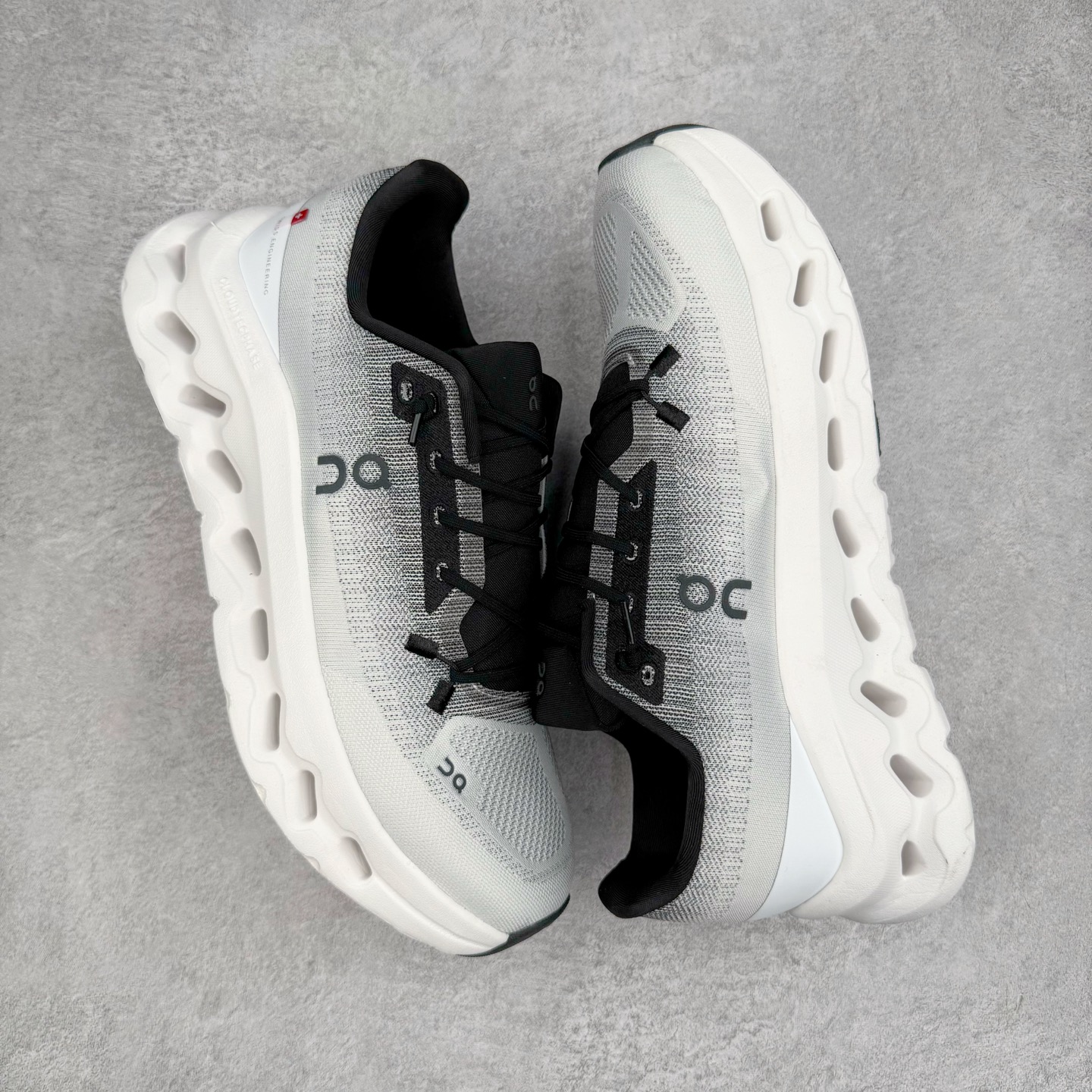 图片[3]-On Cloudmonster 2 昂跑减震生活休闲鞋 此运动品牌 开创于2010年 缓震着陆、强效回弹、轻柔质感的设计构思始终是ON研制关键 与此同时基于“为全球提供革新性的跑步感受”信念 陆续推出了多款跑鞋及其以专业运动人体跑步工程学为设计关键的功能性跑步服饰设备 让跑者不费力气地畅快畅跑 尺码：36 36.5 37.5 38 38.5 39 40 40.5 41 42 42.5 43 44 44.5 45-选品中心