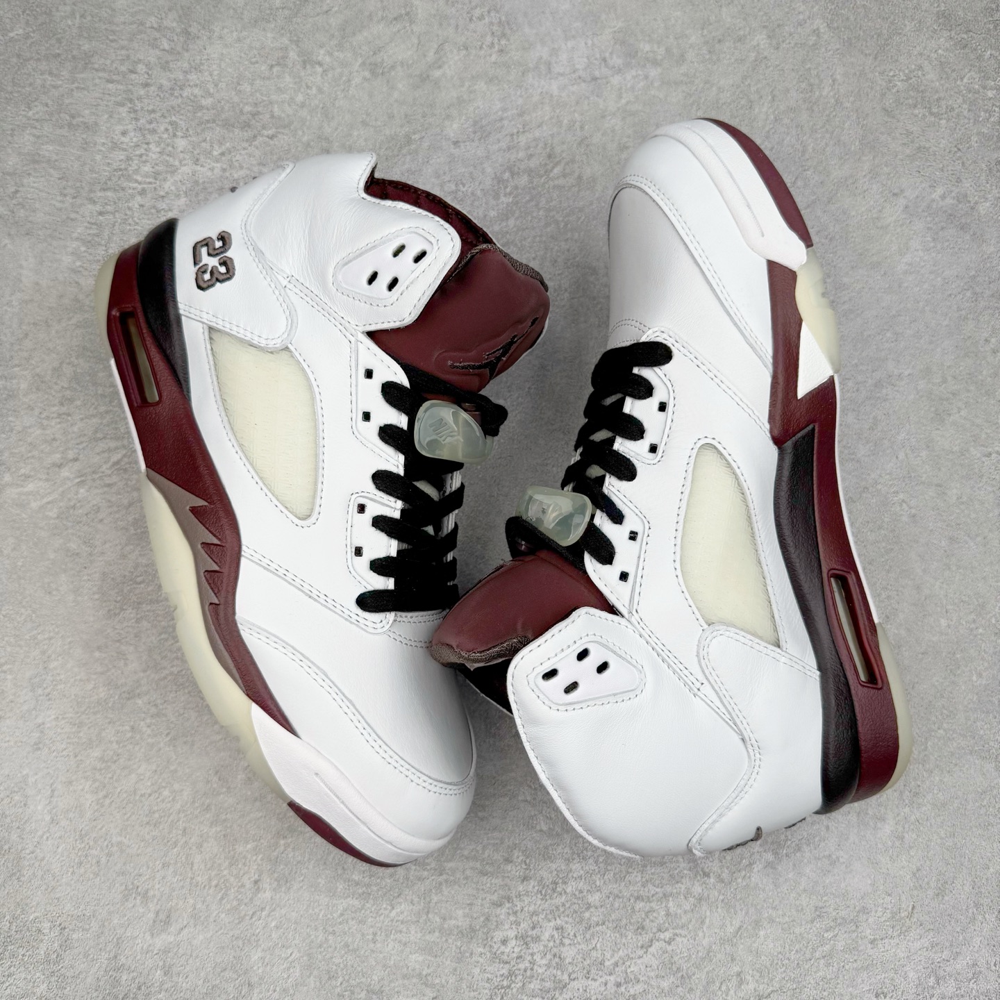 图片[3]-＃纯原 A Ma Maniére x Air Jordan AJ5 “Burgundy Crush” AMM联名白酒红 IB1528-100 SZ原厂全套原楦原纸板磨具开发 原厂皮料加持 原厂港宝加持定型后跟R度完美 同源原厂电绣 飞人针数密度立体效果一致 原厂拉帮手法 原厂配置纸衬高频鞋盒 原厂指令配双鞋带 原厂TPU网格鞋带扣 超高鞋面清洁度 最高QC检验标准 控制溢胶瑕疵 到手可放心比对发售原鞋 上脚百分百充正驾驭 尺码：40 40.5 41 42 42.5 43 44 44.5 45 46 47.5-选品中心