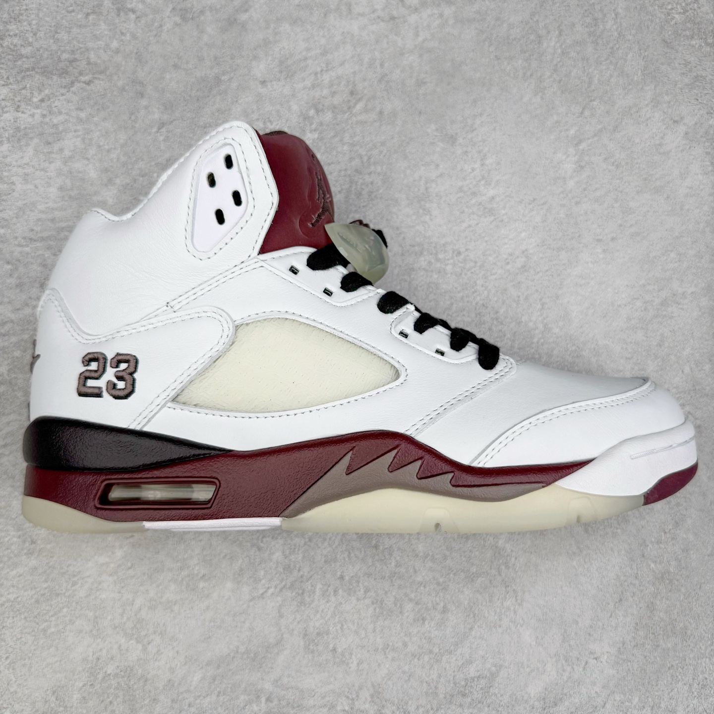 ＃纯原 A Ma Maniére x Air Jordan AJ5 “Burgundy Crush” AMM联名白酒红 IB1528-100 SZ原厂全套原楦原纸板磨具开发 原厂皮料加持 原厂港宝加持定型后跟R度完美 同源原厂电绣 飞人针数密度立体效果一致 原厂拉帮手法 原厂配置纸衬高频鞋盒 原厂指令配双鞋带 原厂TPU网格鞋带扣 超高鞋面清洁度 最高QC检验标准 控制溢胶瑕疵 到手可放心比对发售原鞋 上脚百分百充正驾驭 尺码：40 40.5 41 42 42.5 43 44 44.5 45 46 47.5-选品中心