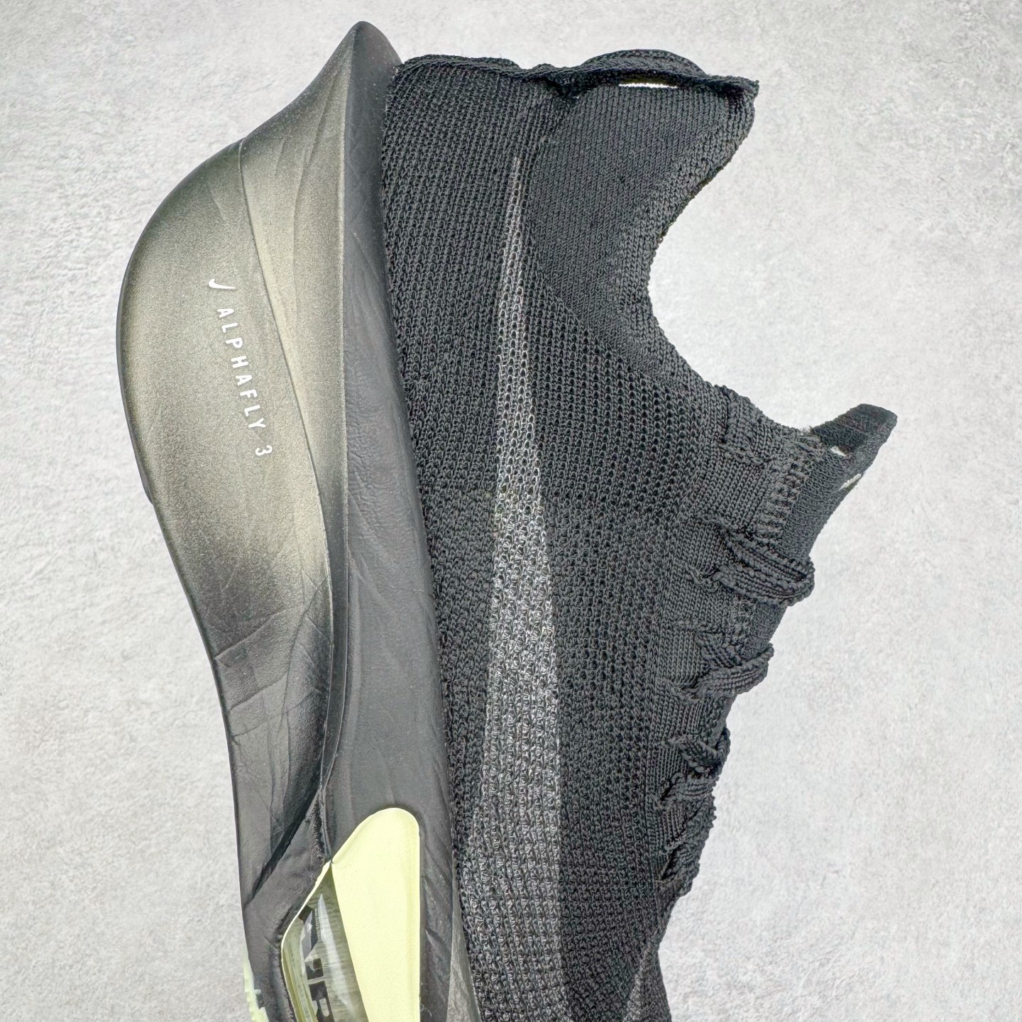 图片[6]-＃JC纯原 NK Air Zoom Alphafly NEXT% 3 2024全新马拉松超级跑鞋 HV6350-001 有史以来最轻盈、测试次数最多的NK Alphafly 经过精英马拉松运动员的测试验证 并搭载Air Zoom气垫 旨在助力跑者实现突破 取得更佳的成绩 在开发过程中 Alphafly 3帮助耐克运动员凯尔文·基普图姆（Kelvin Kiptum）以2：00：35的成绩刷新了马拉松世界纪录 Alphafly的动力设计没有改变——Air Zoom气垫单元、Flyplate碳纤维板和ZoomX泡绵 但是整体系统的制作方法略有调整 优化和提升了对运动员的帮助 主要更新包括一体式鞋底 提供顺畅稳定的“后跟到脚趾”过渡；更宽的全长Flyplate碳纤维板提供稳定助推力 全新Fast Shot外底保证出色牵引力和抓地力 全新Atomknit 3.0鞋面提供更强的控制力、透气性和中足支撑力 尺码：36 36.5 37.5 38 38.5 39 40 40.5 41 42 42.5 43 44 44.5 45 46-选品中心