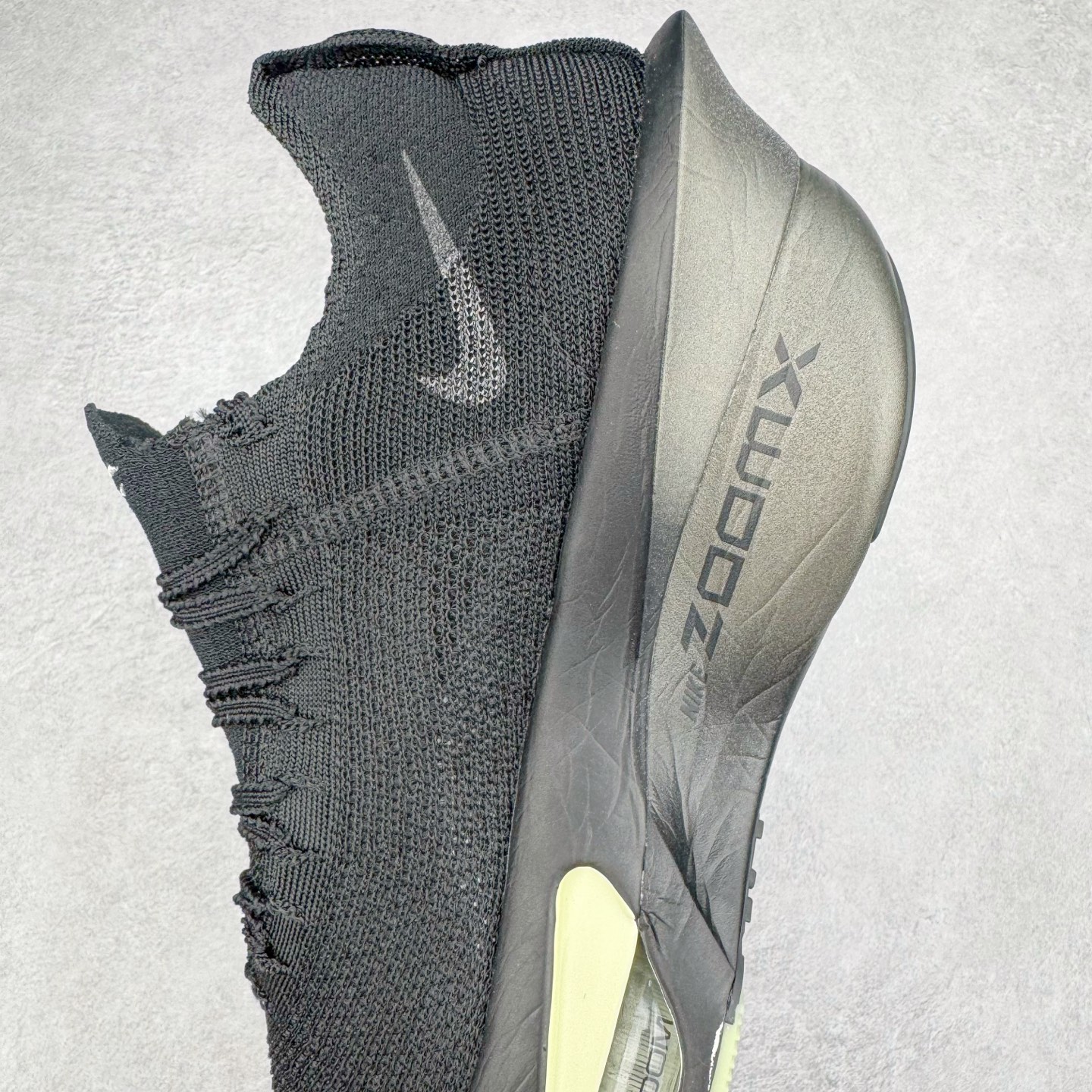 图片[7]-＃JC纯原 NK Air Zoom Alphafly NEXT% 3 2024全新马拉松超级跑鞋 HV6350-001 有史以来最轻盈、测试次数最多的NK Alphafly 经过精英马拉松运动员的测试验证 并搭载Air Zoom气垫 旨在助力跑者实现突破 取得更佳的成绩 在开发过程中 Alphafly 3帮助耐克运动员凯尔文·基普图姆（Kelvin Kiptum）以2：00：35的成绩刷新了马拉松世界纪录 Alphafly的动力设计没有改变——Air Zoom气垫单元、Flyplate碳纤维板和ZoomX泡绵 但是整体系统的制作方法略有调整 优化和提升了对运动员的帮助 主要更新包括一体式鞋底 提供顺畅稳定的“后跟到脚趾”过渡；更宽的全长Flyplate碳纤维板提供稳定助推力 全新Fast Shot外底保证出色牵引力和抓地力 全新Atomknit 3.0鞋面提供更强的控制力、透气性和中足支撑力 尺码：36 36.5 37.5 38 38.5 39 40 40.5 41 42 42.5 43 44 44.5 45 46-选品中心