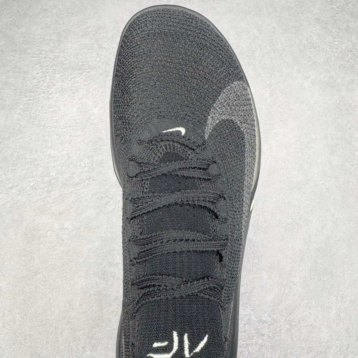 图片[4]-＃JC纯原 NK Air Zoom Alphafly NEXT% 3 2024全新马拉松超级跑鞋 HV6350-001 有史以来最轻盈、测试次数最多的NK Alphafly 经过精英马拉松运动员的测试验证 并搭载Air Zoom气垫 旨在助力跑者实现突破 取得更佳的成绩 在开发过程中 Alphafly 3帮助耐克运动员凯尔文·基普图姆（Kelvin Kiptum）以2：00：35的成绩刷新了马拉松世界纪录 Alphafly的动力设计没有改变——Air Zoom气垫单元、Flyplate碳纤维板和ZoomX泡绵 但是整体系统的制作方法略有调整 优化和提升了对运动员的帮助 主要更新包括一体式鞋底 提供顺畅稳定的“后跟到脚趾”过渡；更宽的全长Flyplate碳纤维板提供稳定助推力 全新Fast Shot外底保证出色牵引力和抓地力 全新Atomknit 3.0鞋面提供更强的控制力、透气性和中足支撑力 尺码：36 36.5 37.5 38 38.5 39 40 40.5 41 42 42.5 43 44 44.5 45 46-选品中心