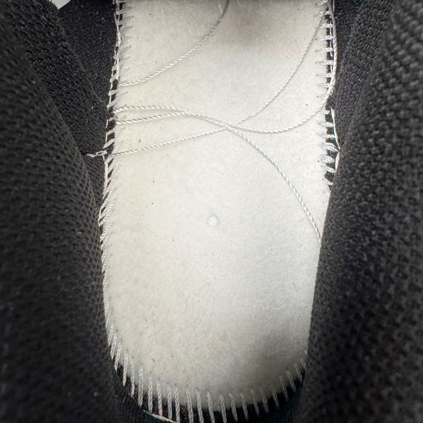 图片[10]-＃YC纯原 NK Dunk Low 风吹麦浪 DD1391-100 当匠意灵感遇见大地诗篇，以风为针，麦为线，在 Dunk Low 的纯白画布上，织就一袭流动的金色乐章。金色麦穗于 Swoosh 间律动，于后跟低语，那蜿蜒的金色，是风的轨迹，那灰色编织鞋带，是大地交错的诗行。步履间，承载着灰黑大地肌理，烙印上舞动的金色锋芒。一双鞋，一部关于风与麦的微型史诗。定制系列天花板 无原鞋不开发 全系列得物原鞋一比一校对开发 配色持续更新中 终端对接 优势输出 全套原厂楦头原纸板数据档案倾力打造 原汁原味莞产 极致还原 圈内最强针车工艺 高端零售指定版 广东原厂配套原盒原标 鞋盒分三个尺码段 原厂冲刀 超高清洁度 全鞋零毛边皮料切割 采用原厂百宏鞋带以及原厂百宏织唛舌标 内标可供原厂几率过验 进口原装条纹中底布 四线拉帮白色点胶 原厂拉帮手法遵循公司 原厂电绣 极致还原 尺码：36 36.5 37.5 38 38.5 39 40 40.5 41 42 42.5 43 44 44.5 45 46-选品中心